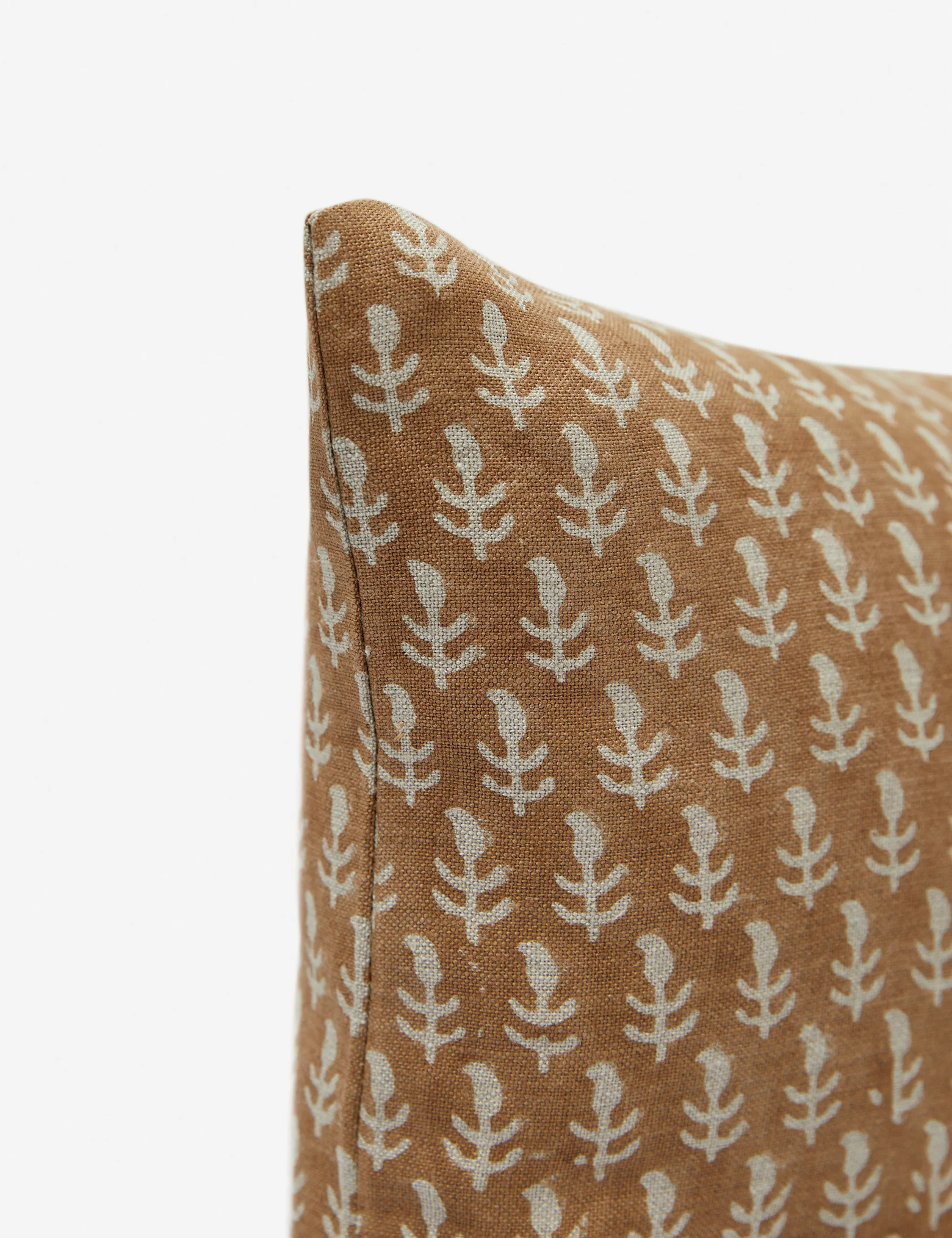 Agnes Linen Pillow Lulu and Georgia