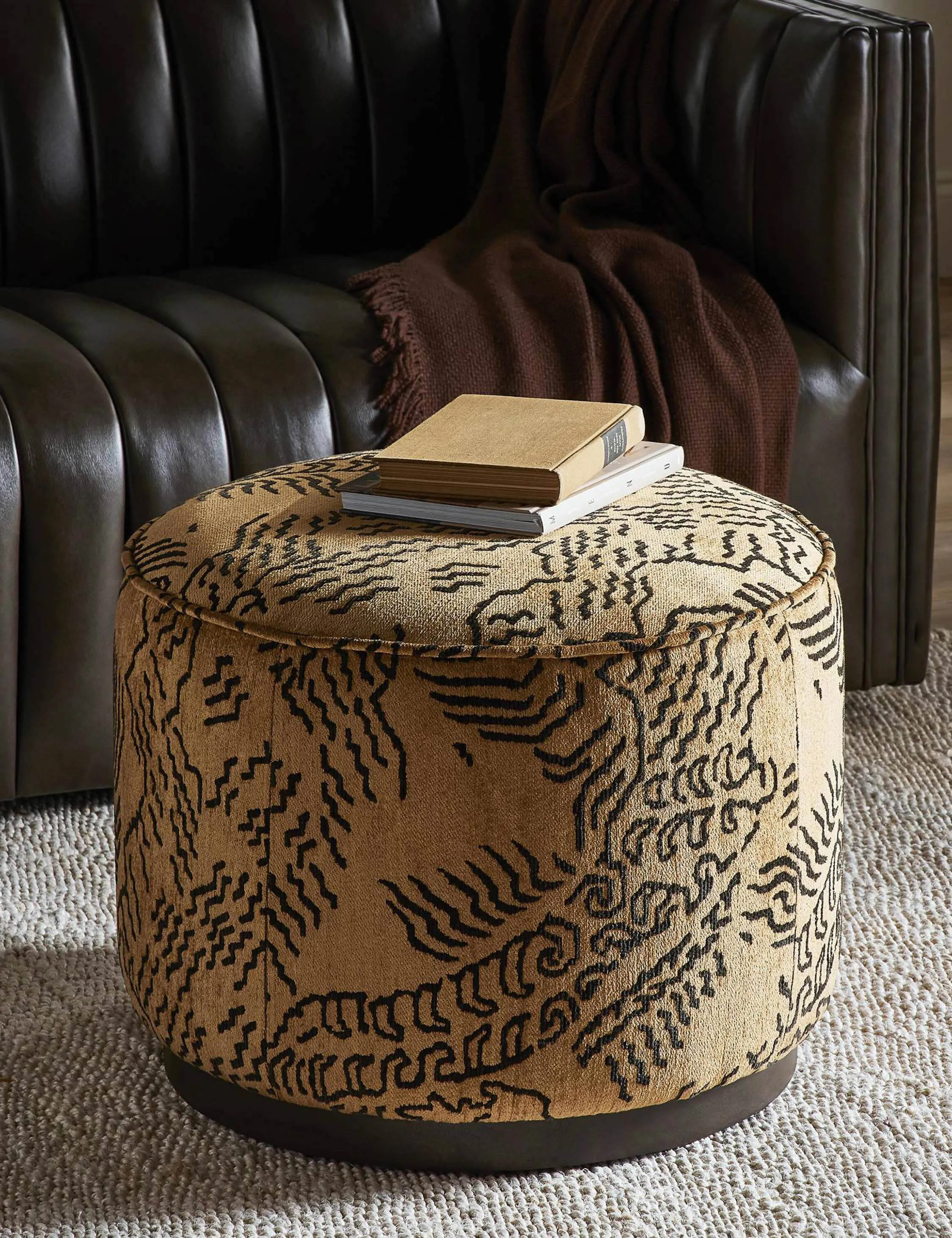 Aldora Stool Lulu and Georgia