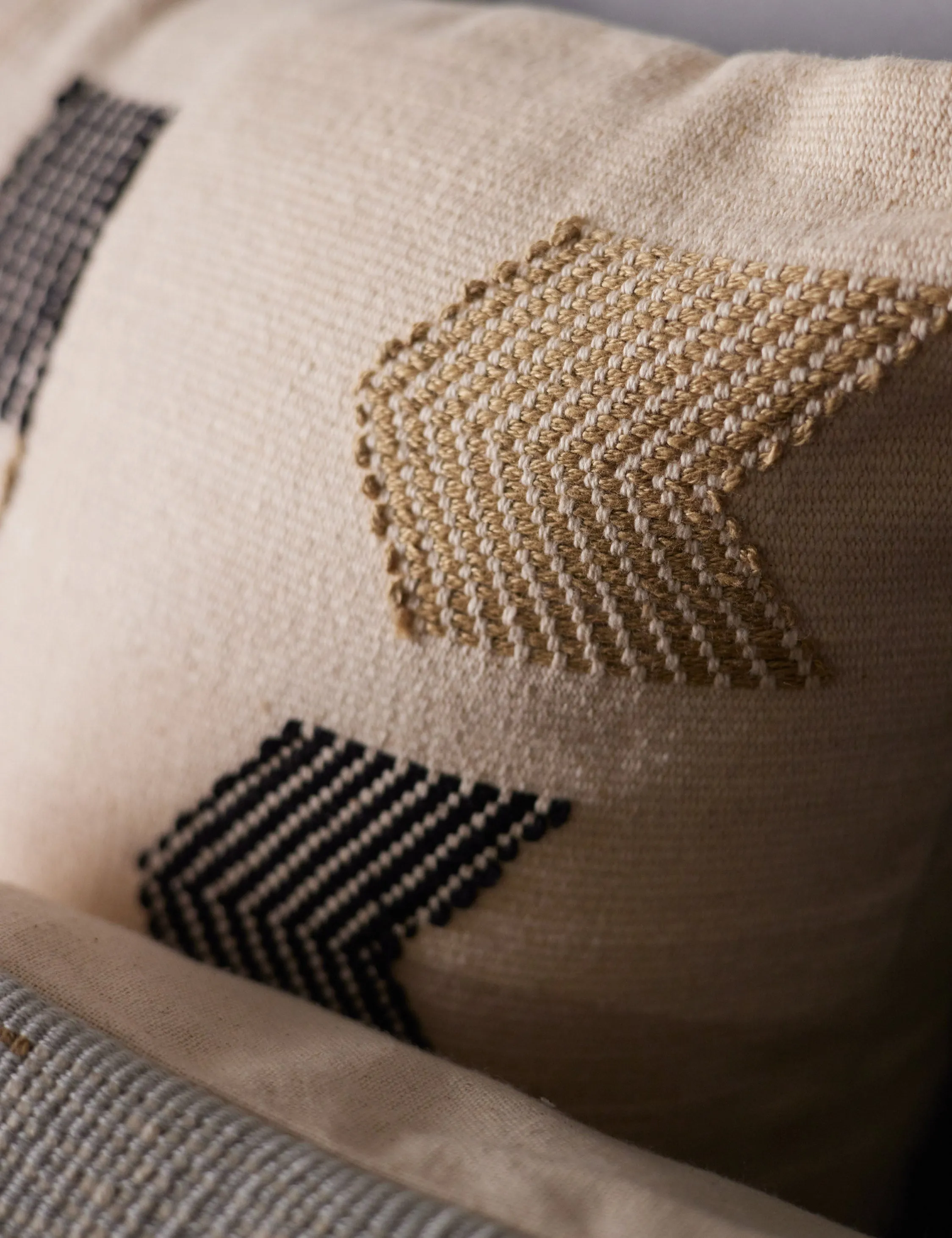 Arenla Pillow Lulu and Georgia