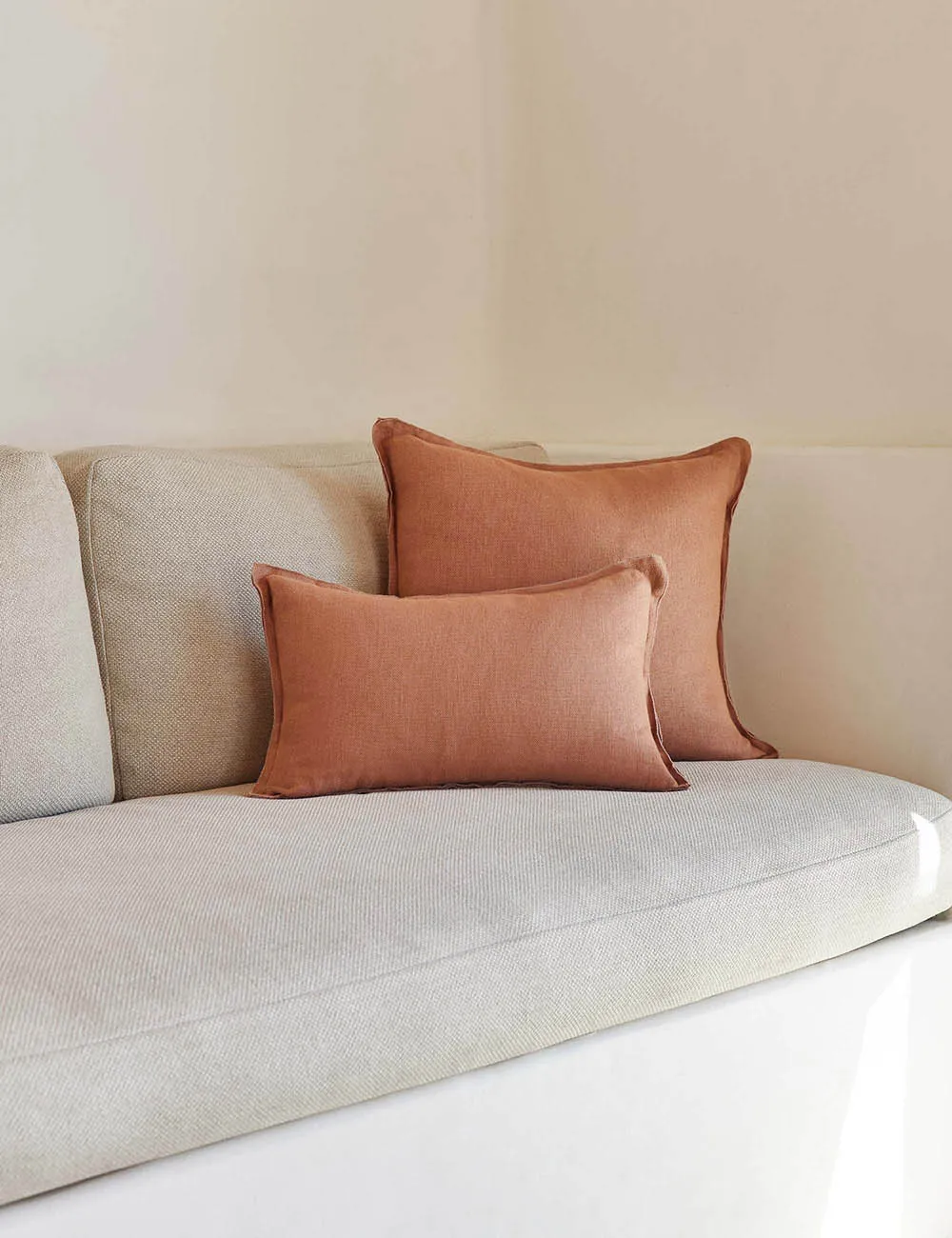 Arlo Linen Pillow Lulu and Georgia