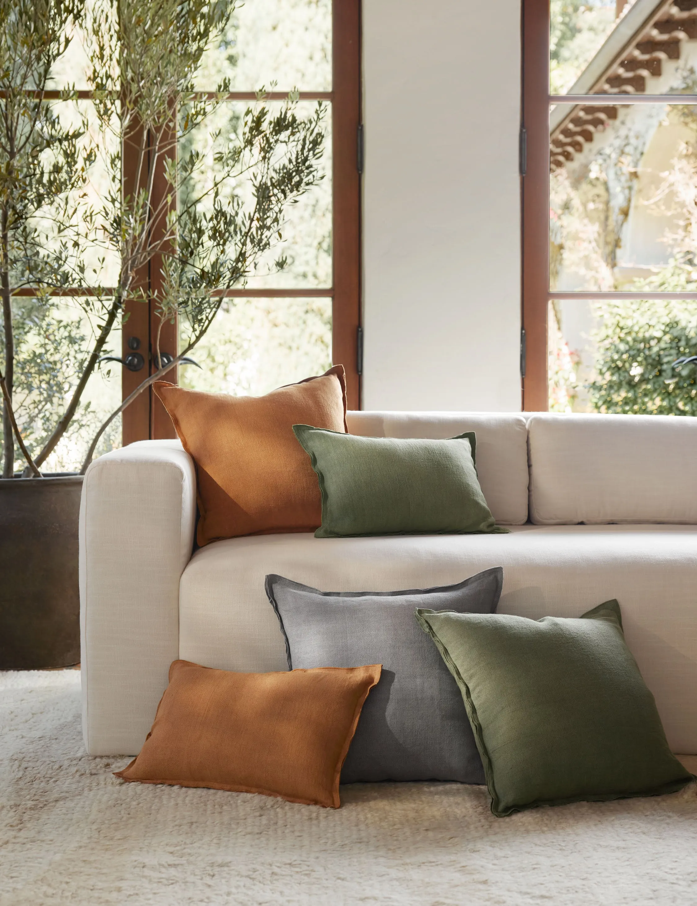 Arlo Linen Pillow Lulu and Georgia