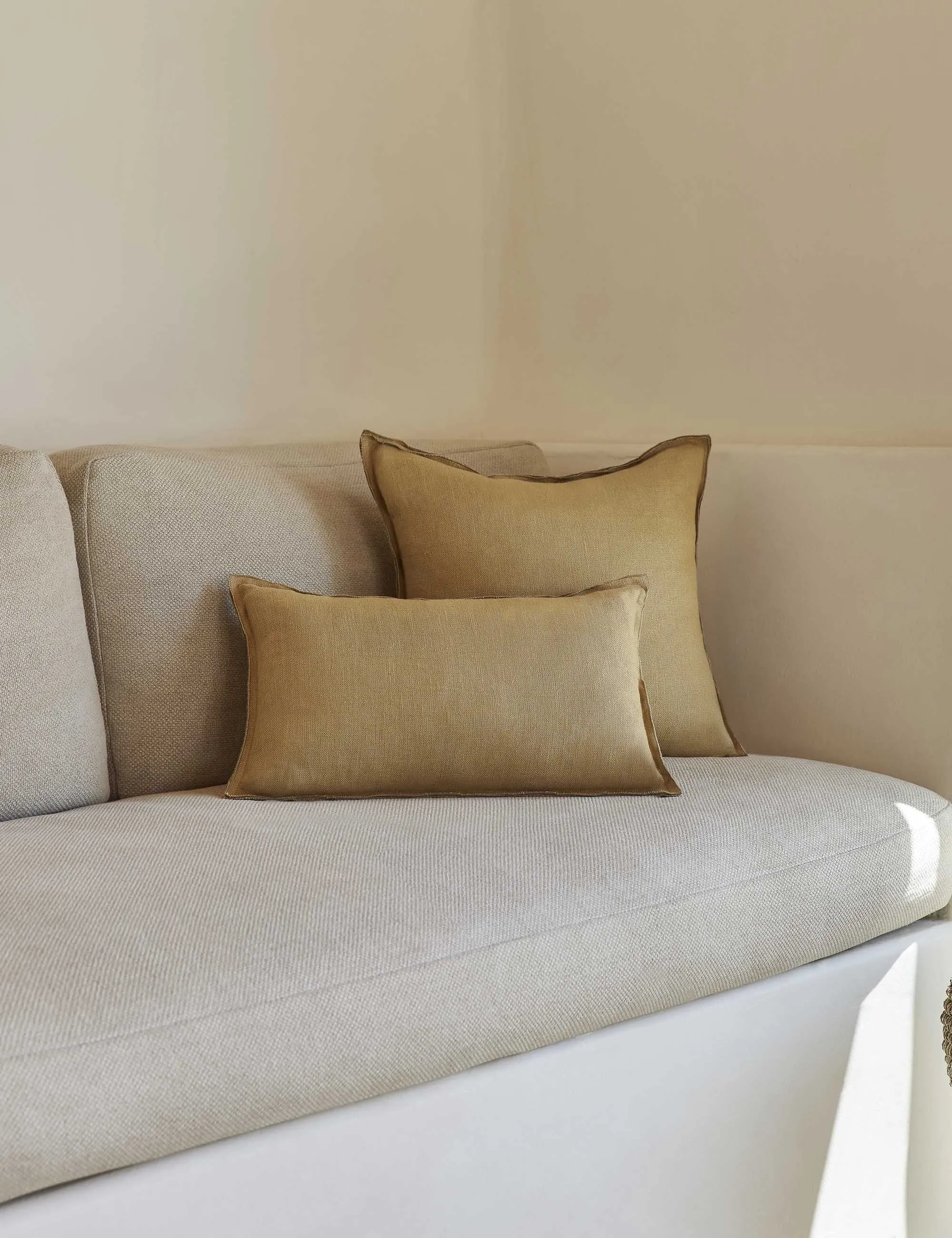 Arlo Linen Pillow Lulu and Georgia