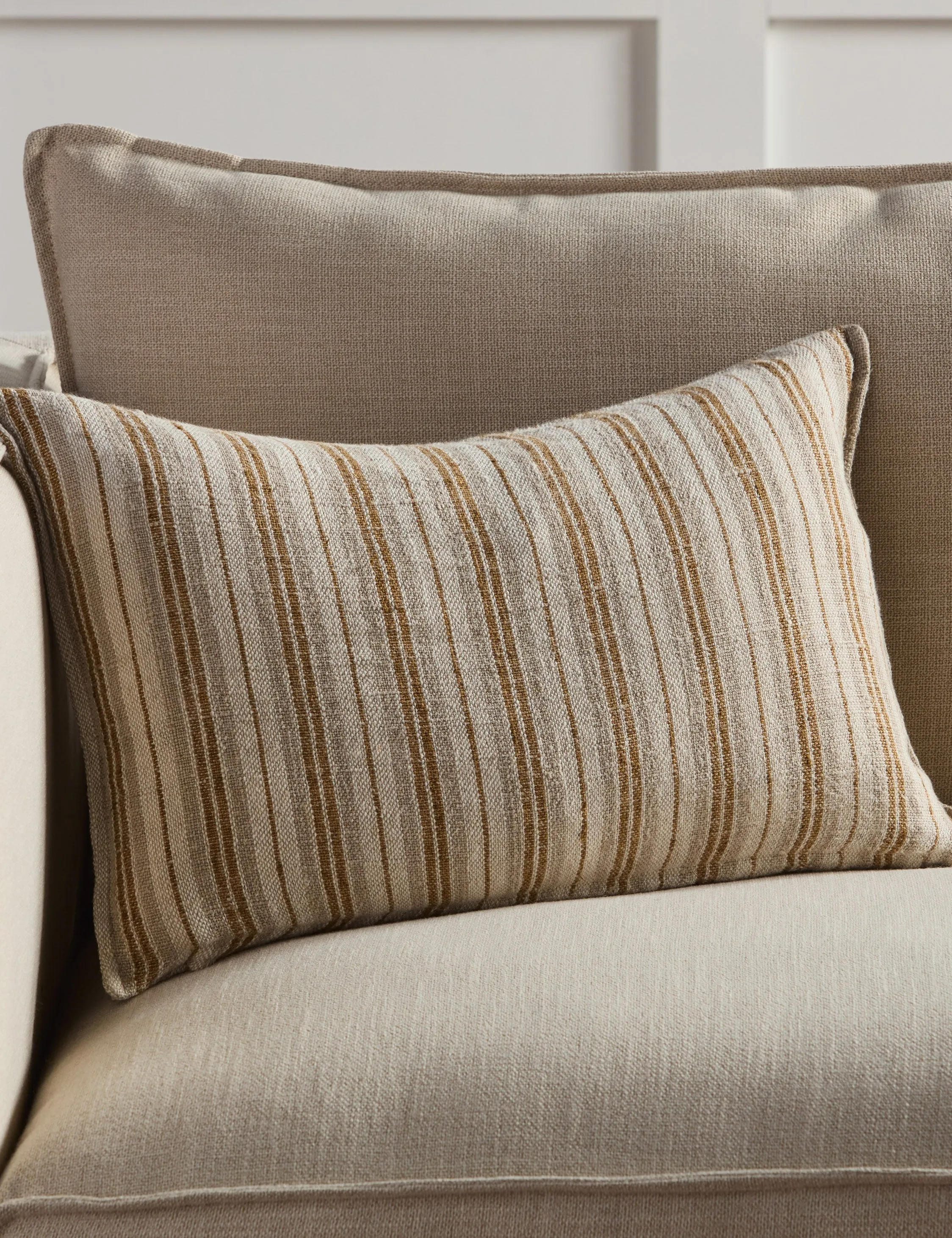Baptiste Linen Pillow Lulu and Georgia