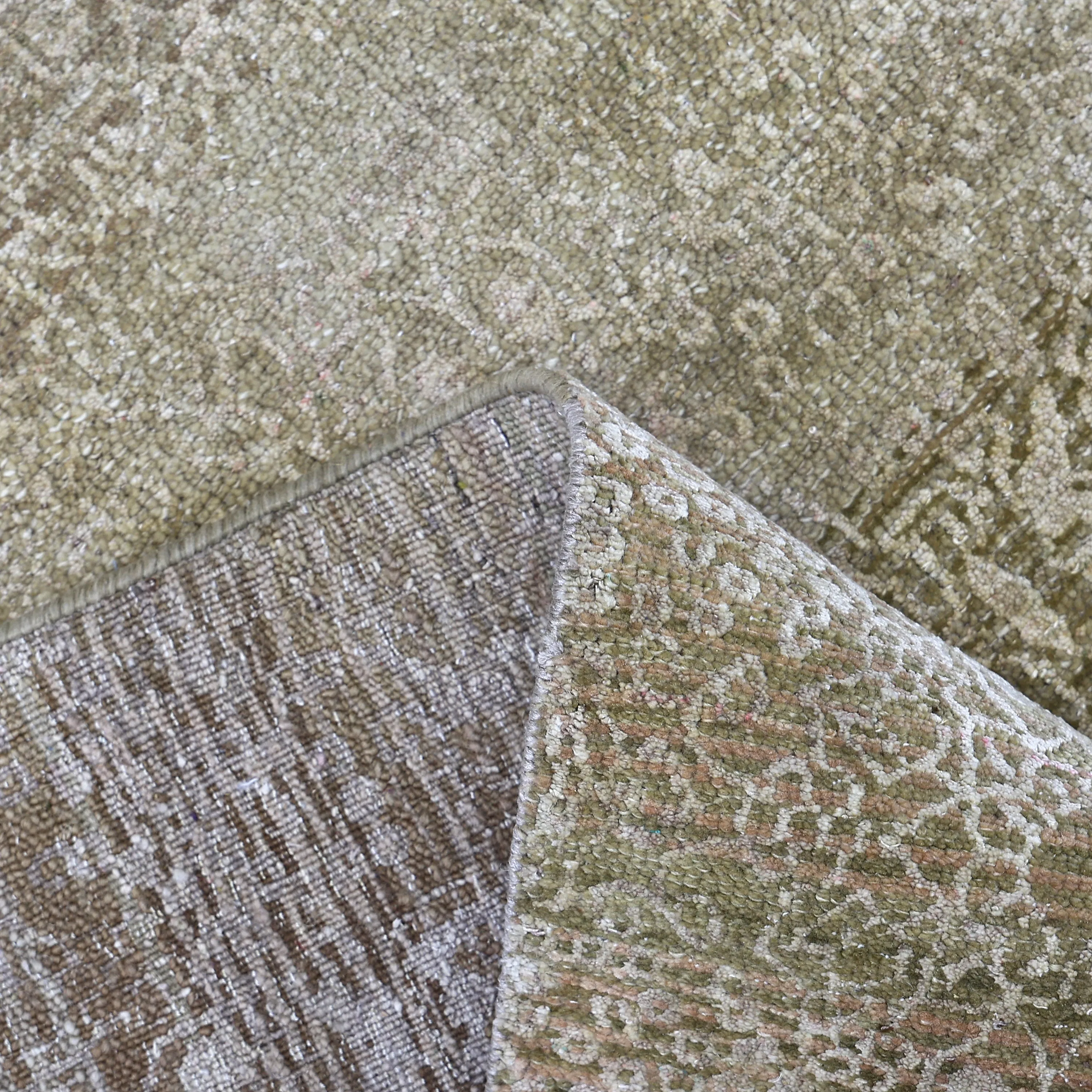 Brown Alchemy Transitional Wool Silk Blend Rug - 6'1”x 9'5"