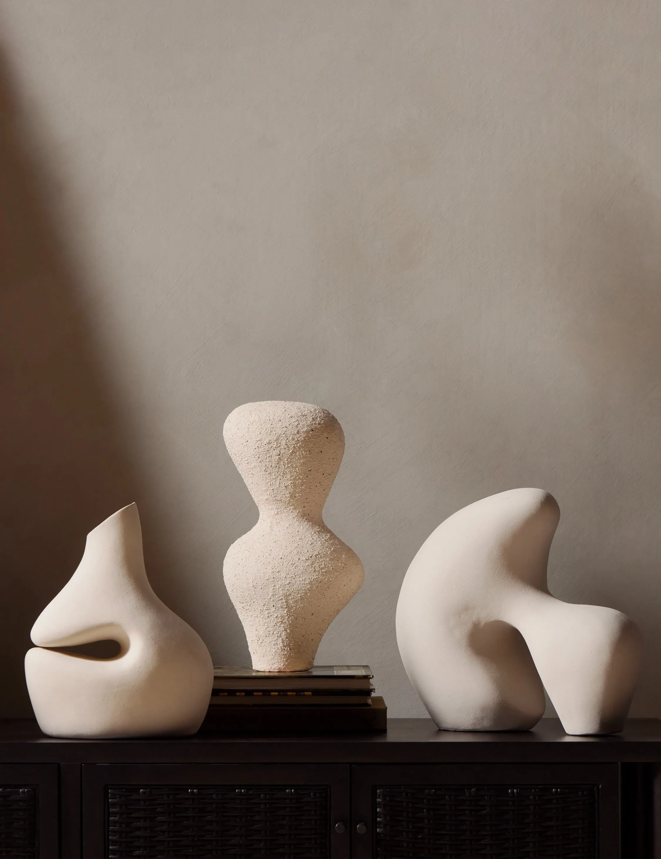Camari Sculpture Lulu and Georgia
