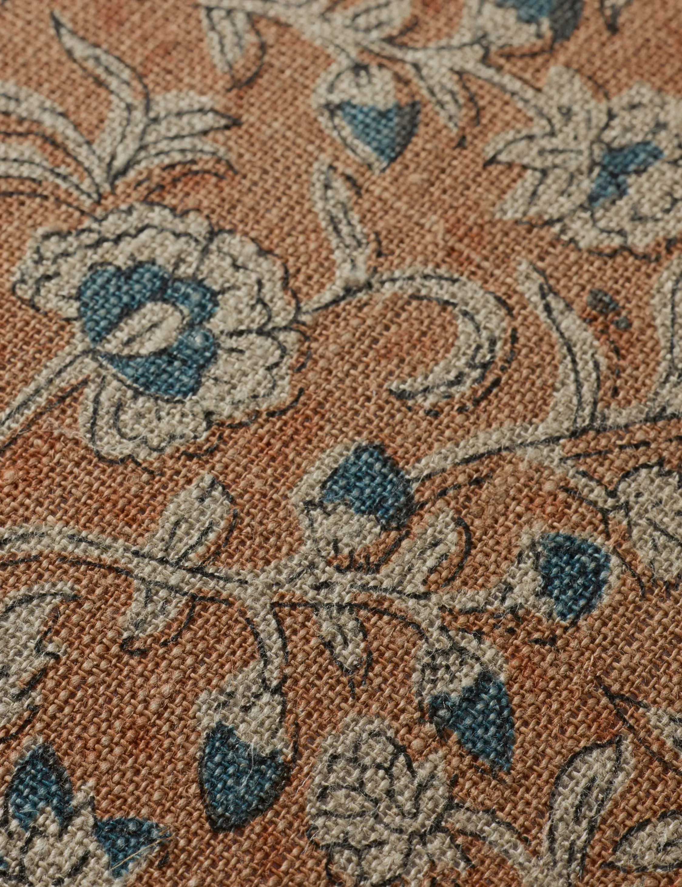 Carazo Linen Pillow Lulu and Georgia