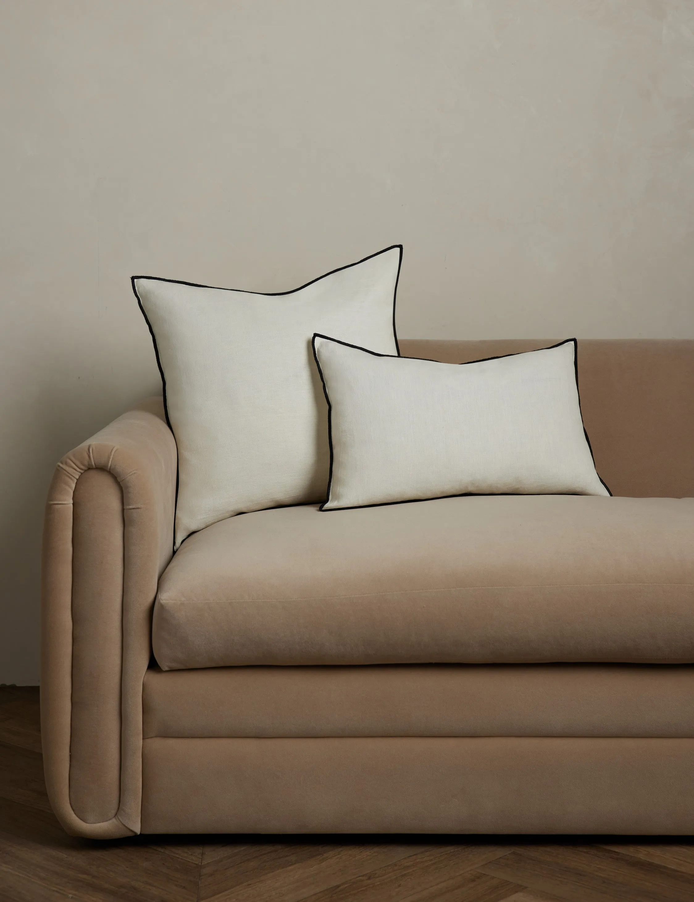 Carys Contrast Linen Pillow Lulu and Georgia