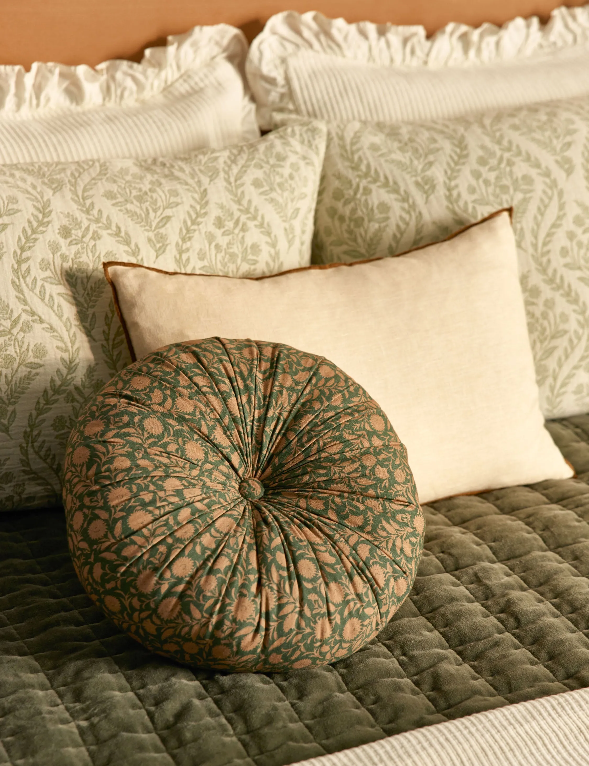 Carys Contrast Linen Pillow Lulu and Georgia