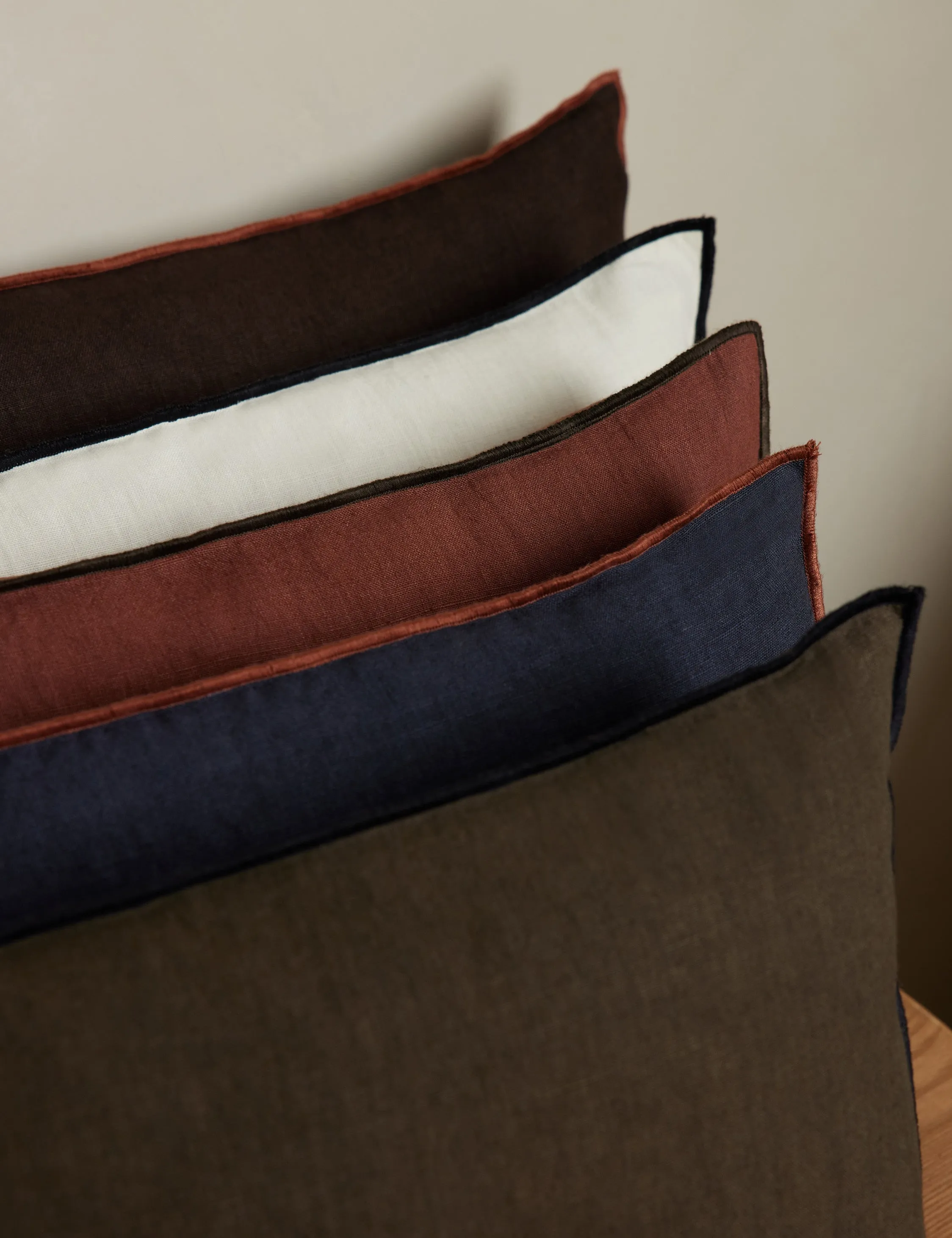Carys Contrast Linen Pillow Lulu and Georgia