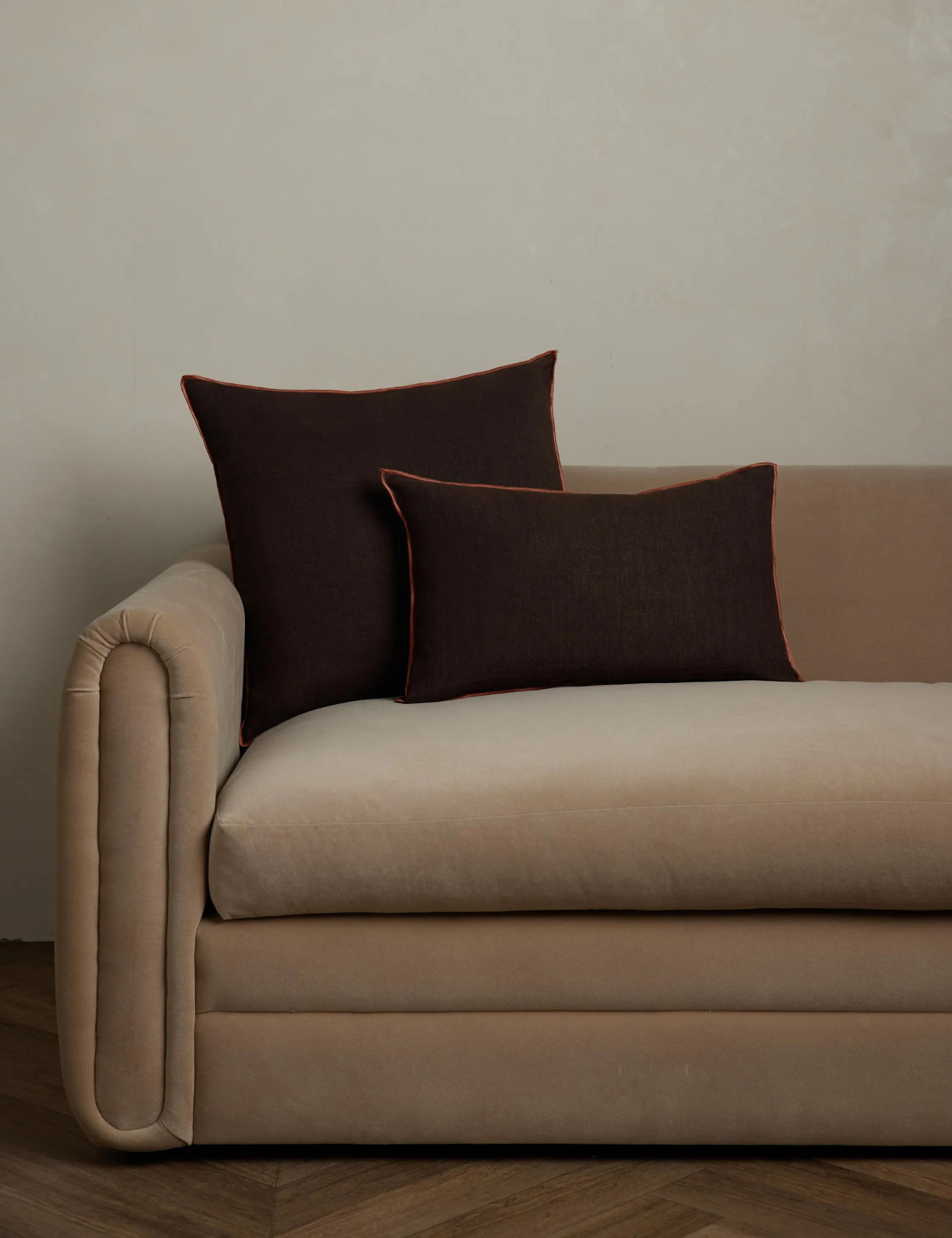 Carys Contrast Linen Pillow Lulu and Georgia