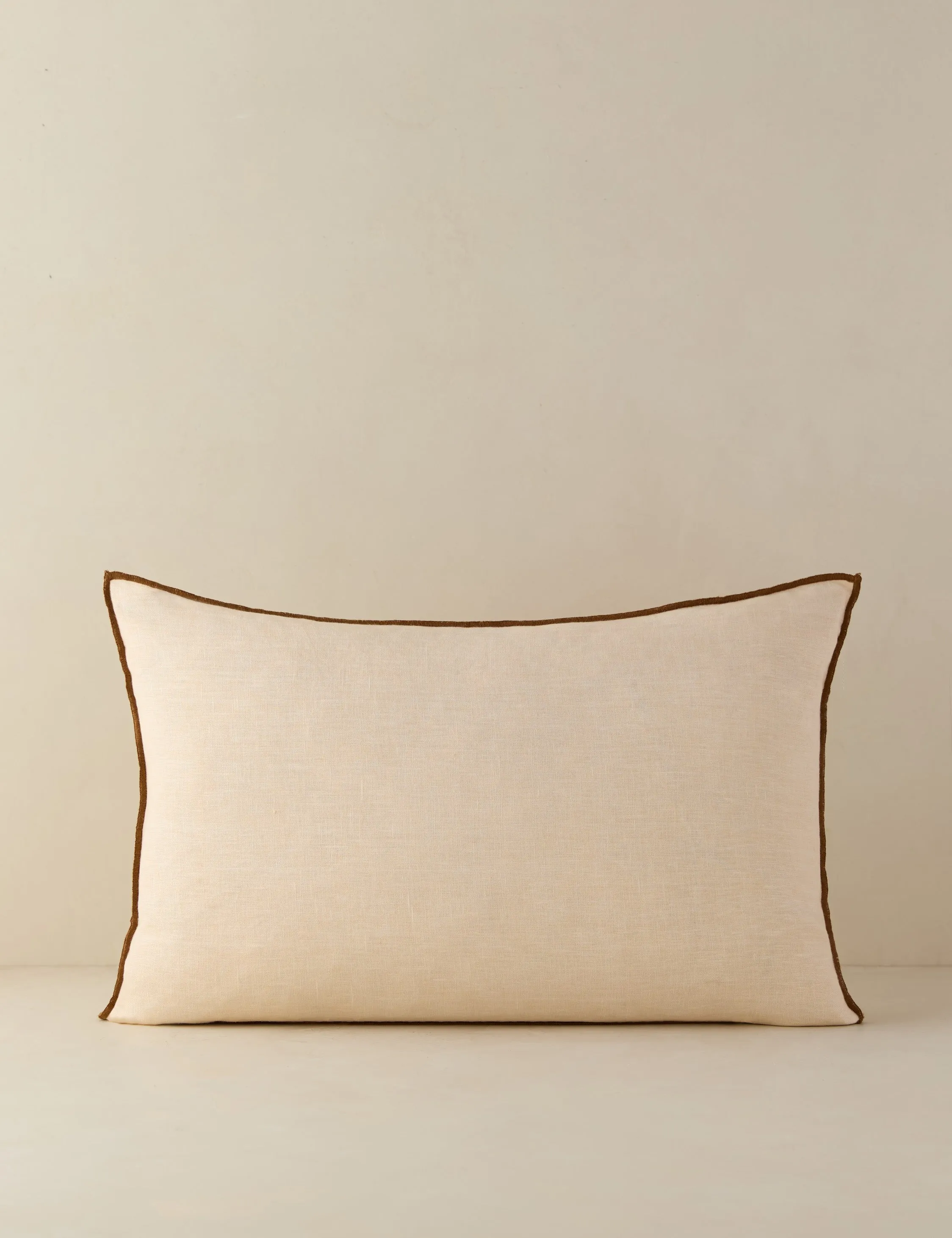 Carys Contrast Linen Pillow Lulu and Georgia
