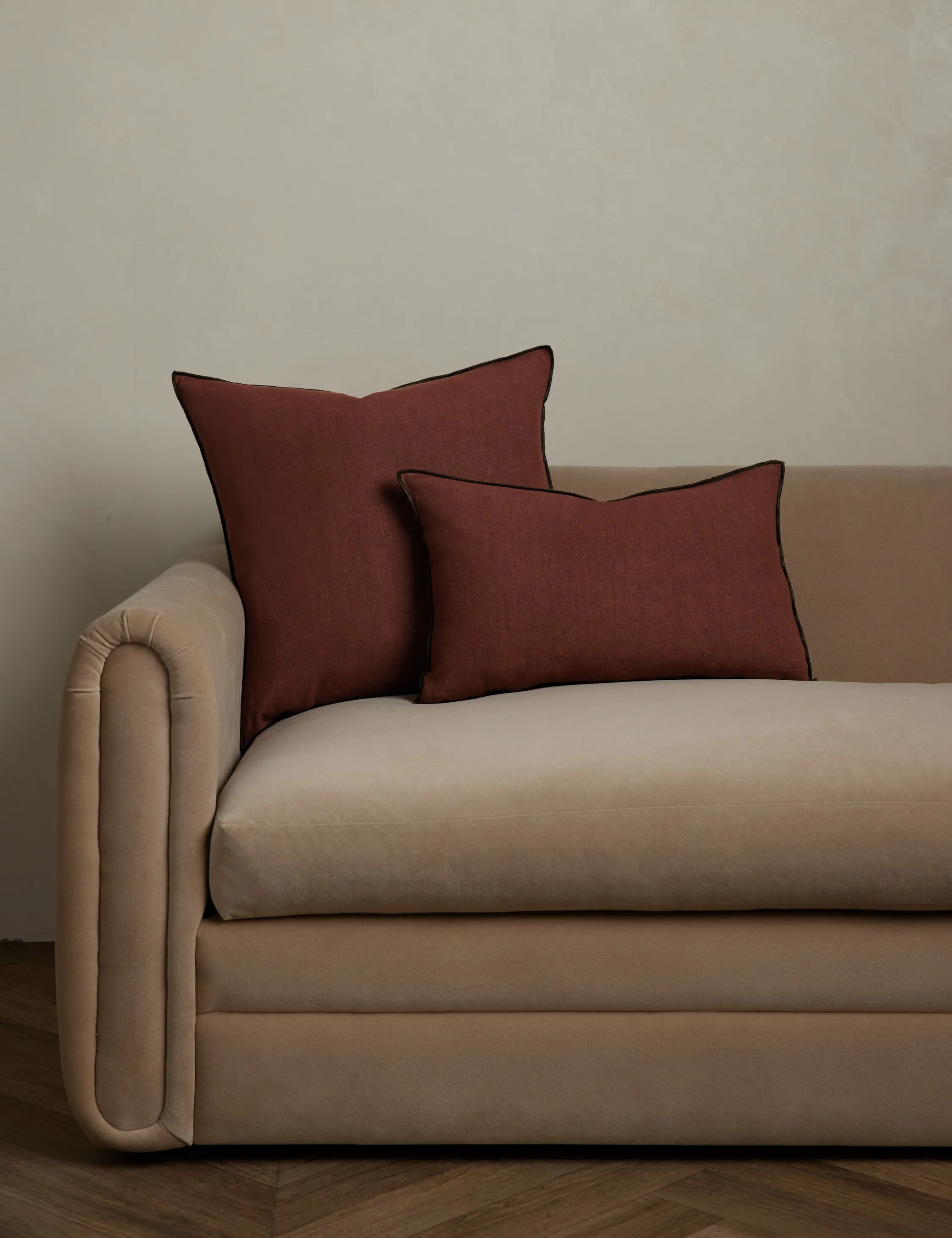 Carys Contrast Linen Pillow Lulu and Georgia