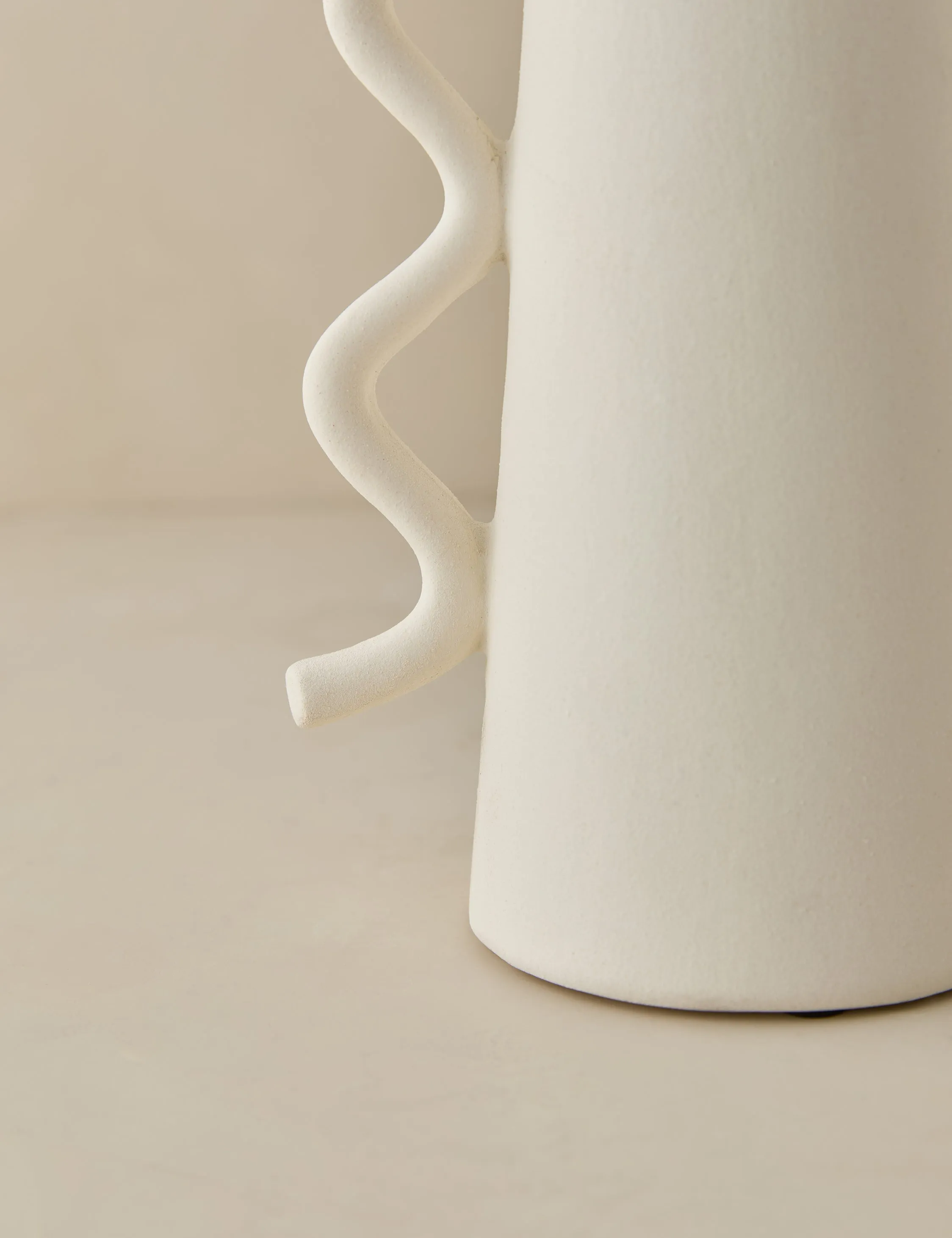 Cyrene Vase Lulu and Georgia