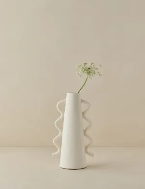 Cyrene Vase Lulu and Georgia
