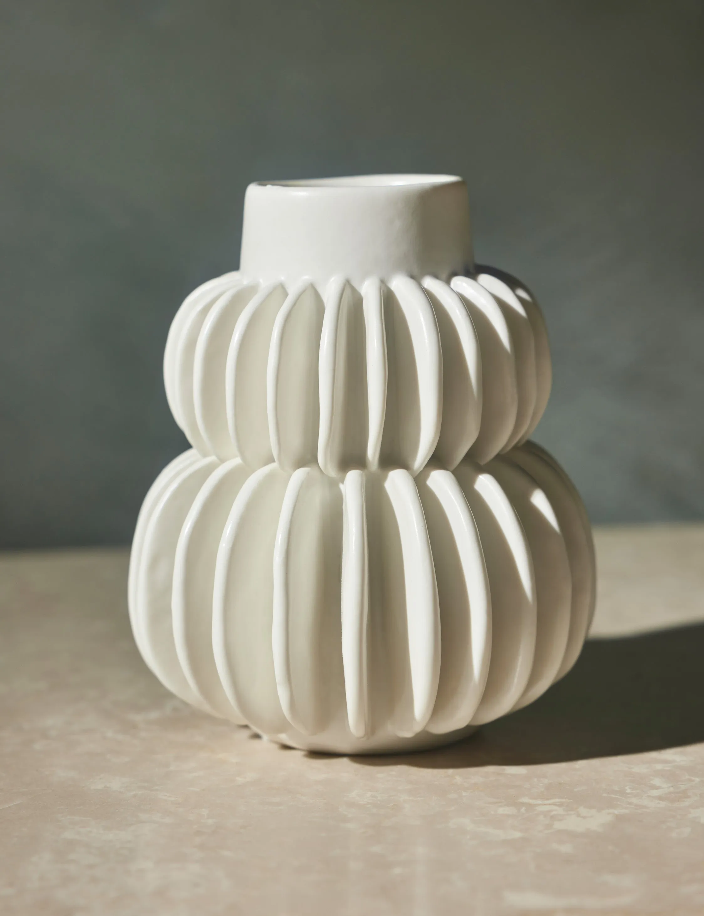 Delilah Vase Lulu and Georgia