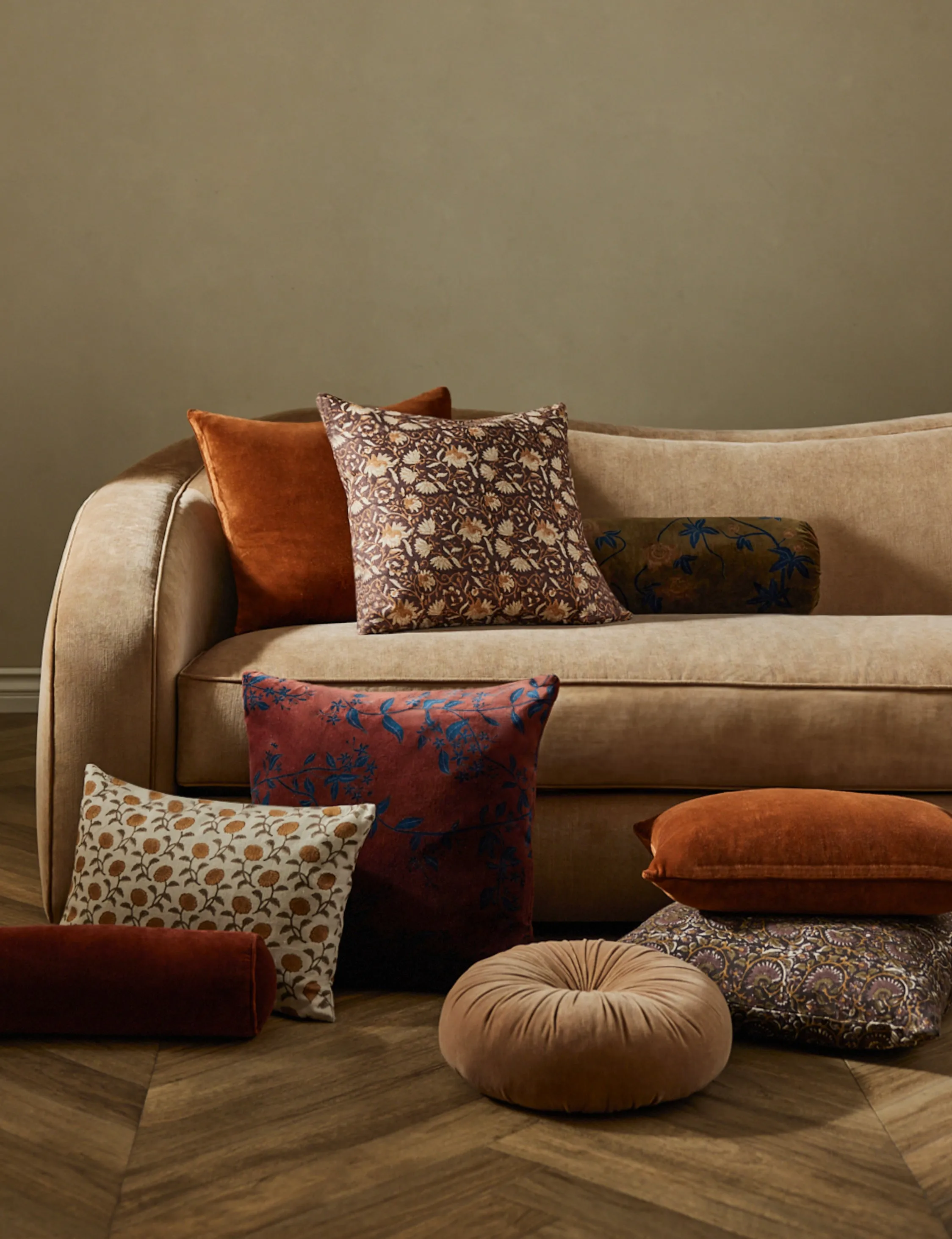 Dori Linen Pillow Lulu and Georgia