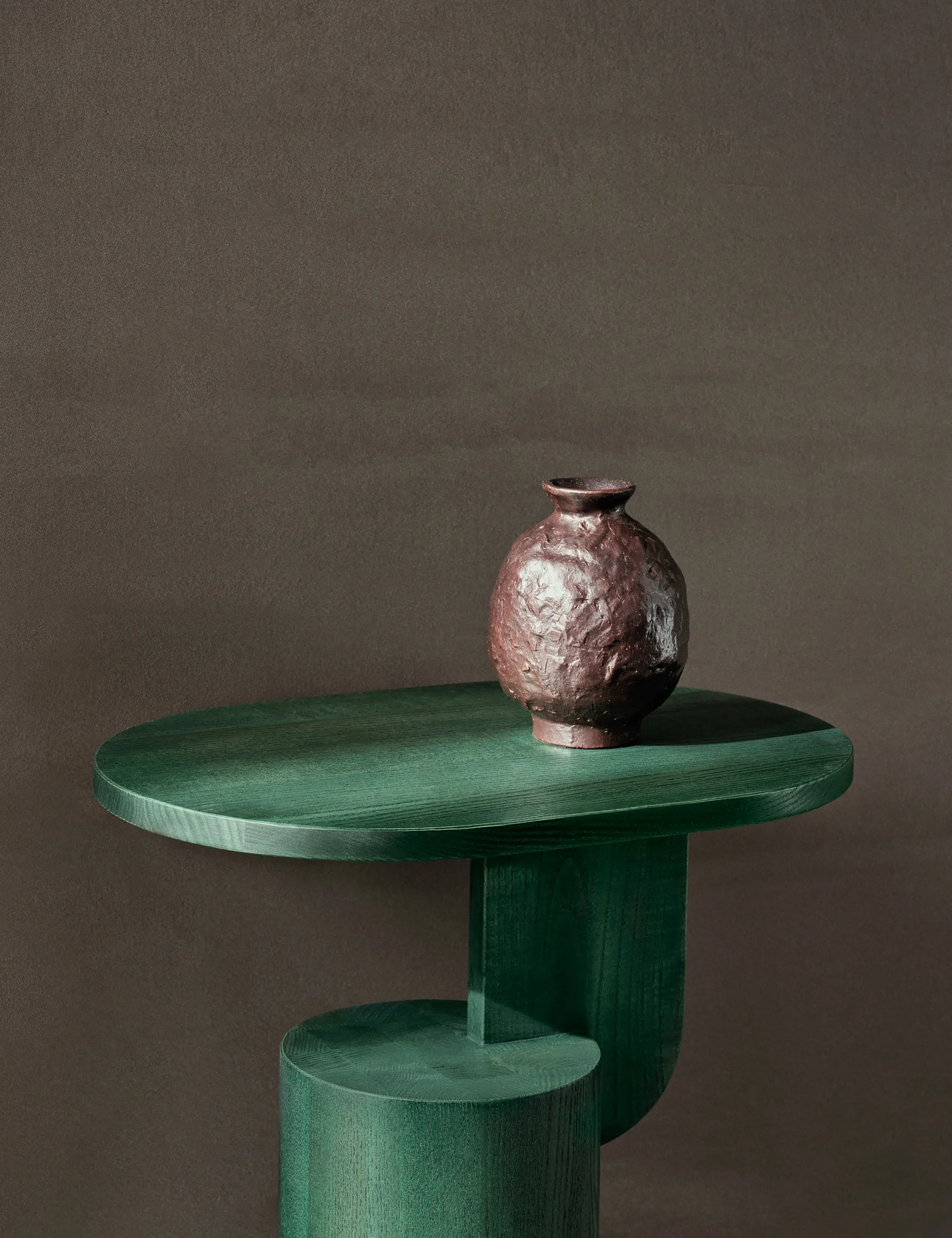 Doro Vase by Ferm Living Lulu and Georgia