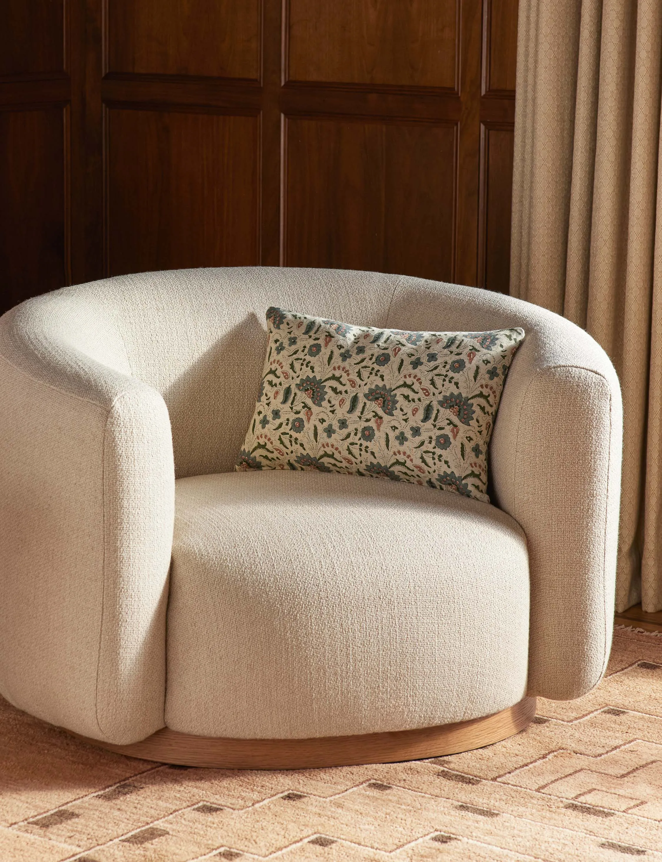 Eames Linen Pillow Lulu and Georgia