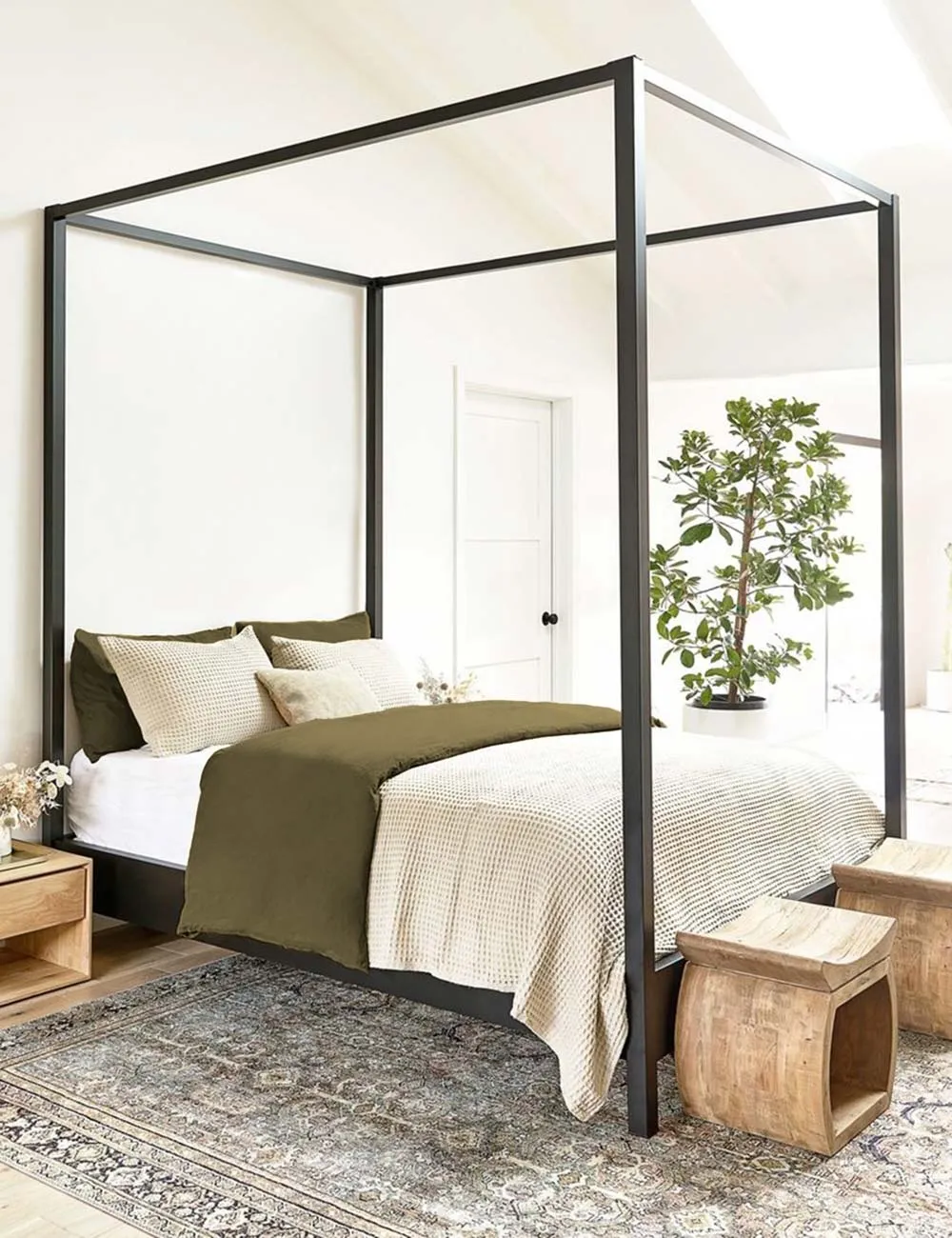 European Flax Linen Duvet Set by Cultiver Lulu and Georgia