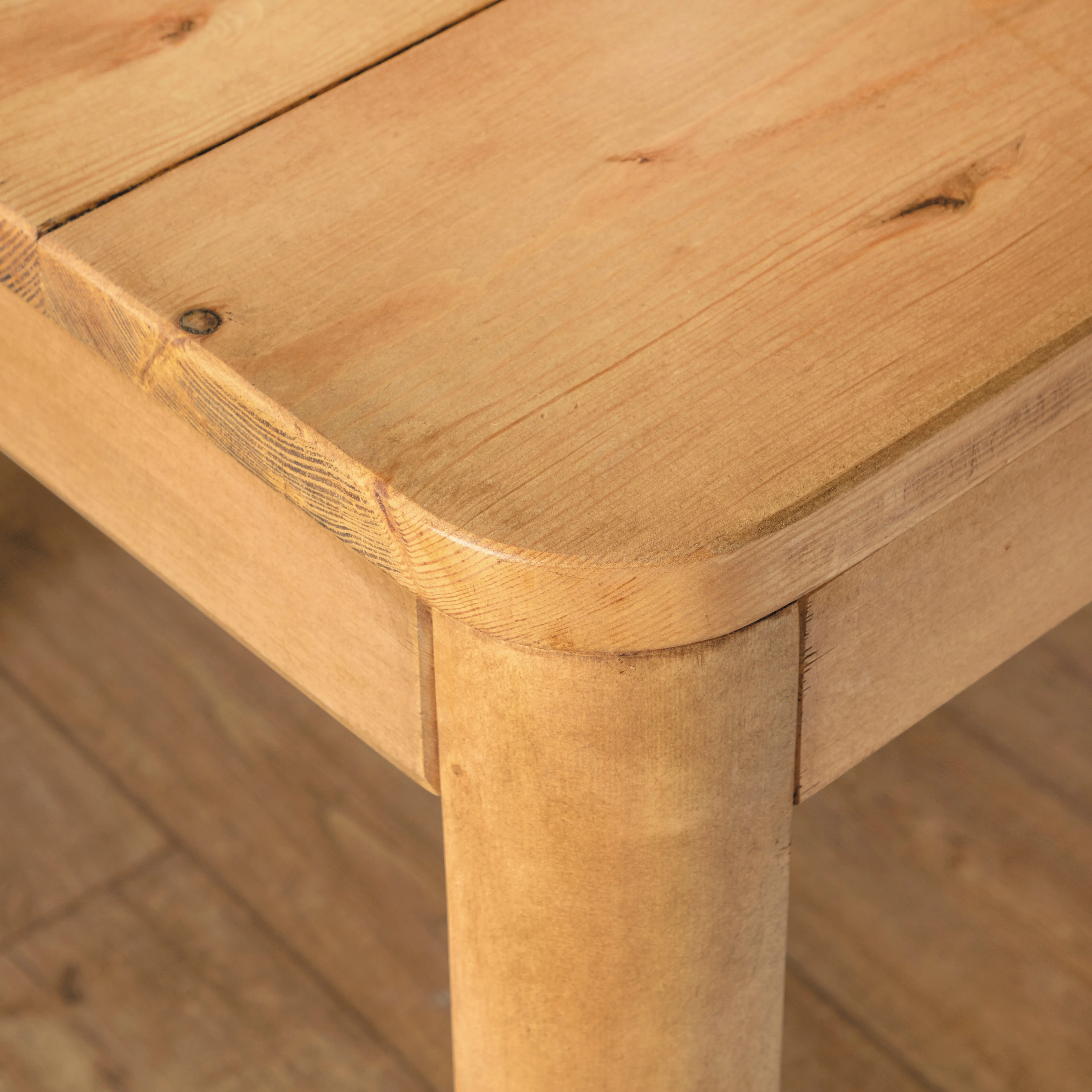 Gosforth Square Dining Table Funky Chunky