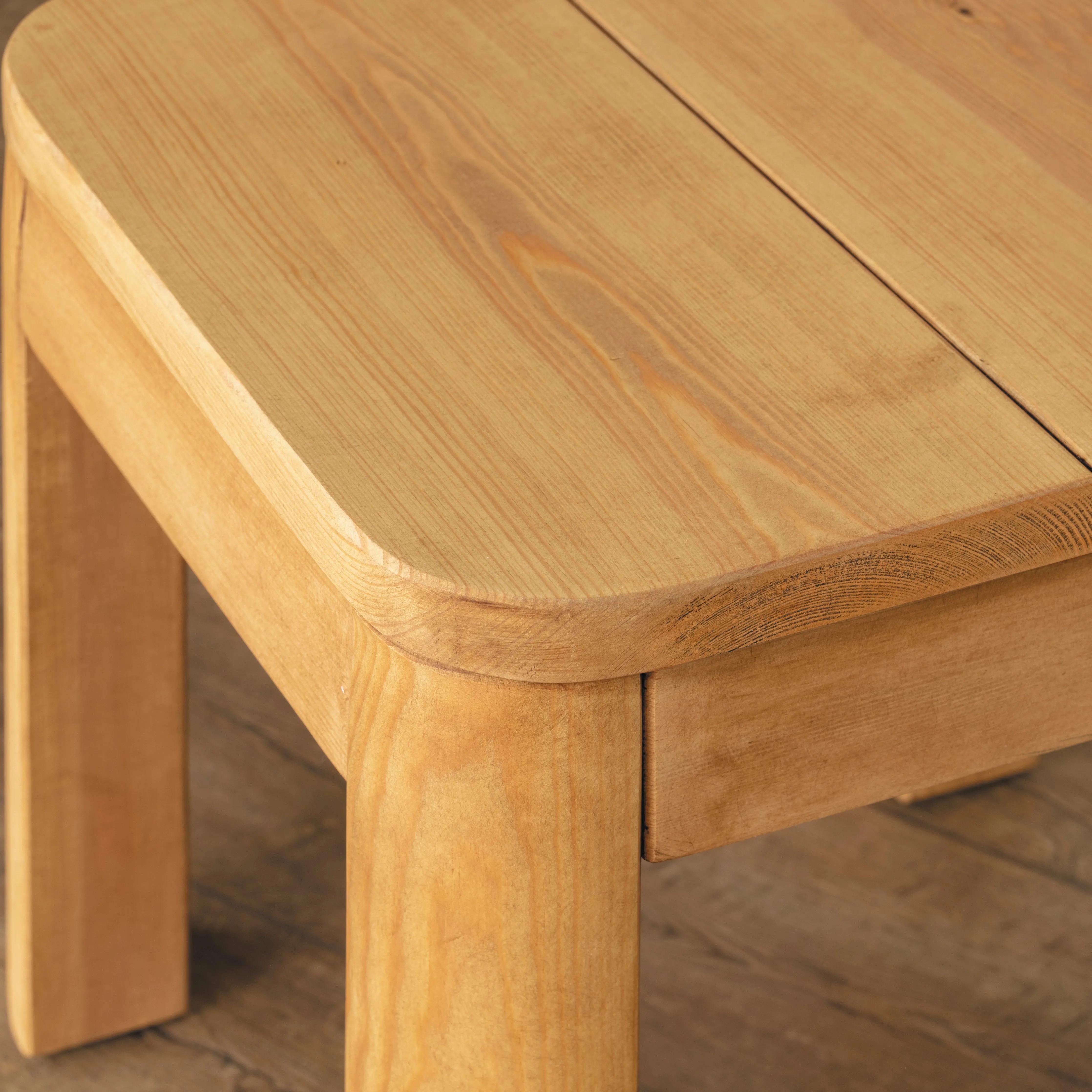 Gosforth Square Dining Table Set Funky Chunky