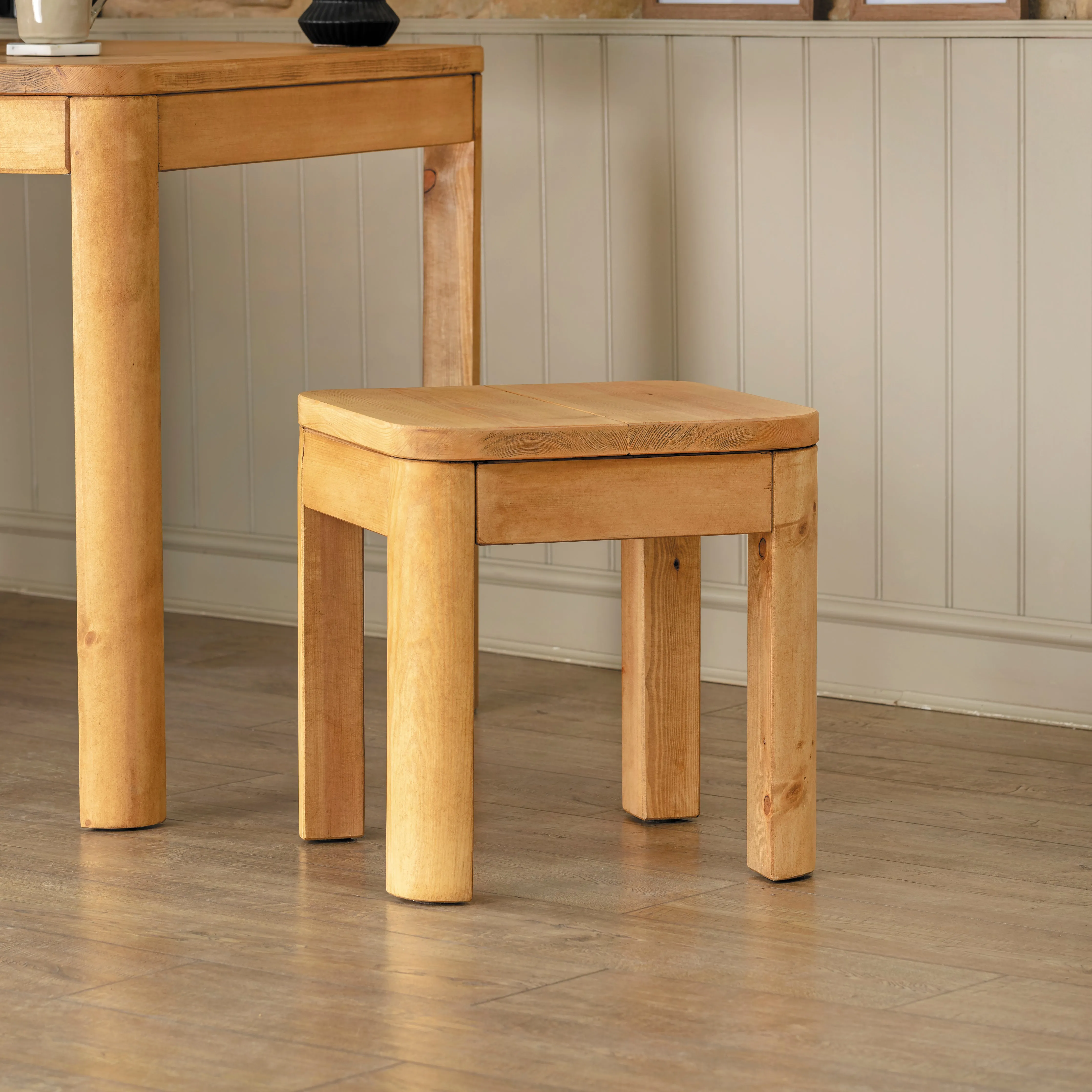 Gosforth Square Dining Table Set Funky Chunky