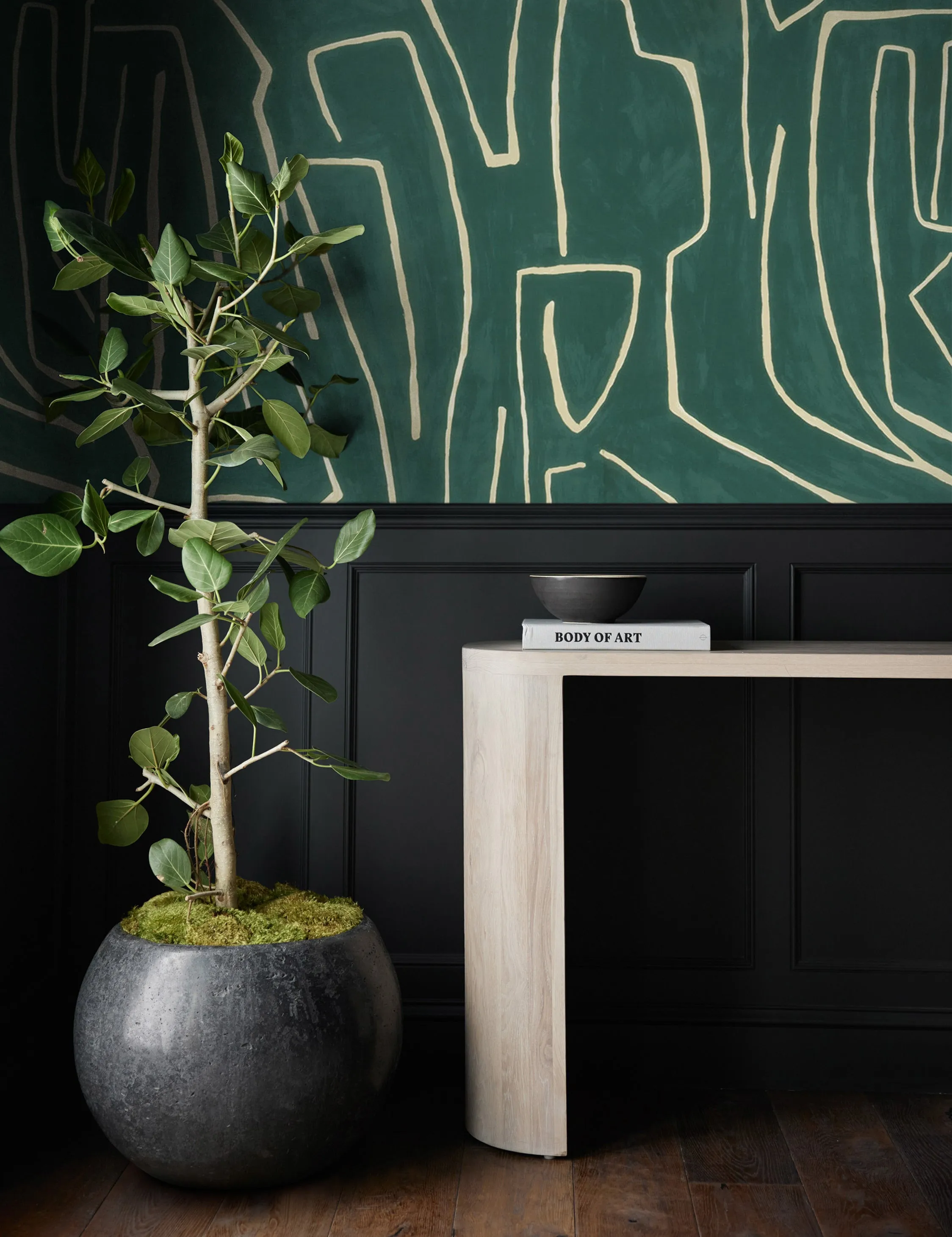 Graffito Wallpaper by Kelly Wearstler Lulu and Georgia