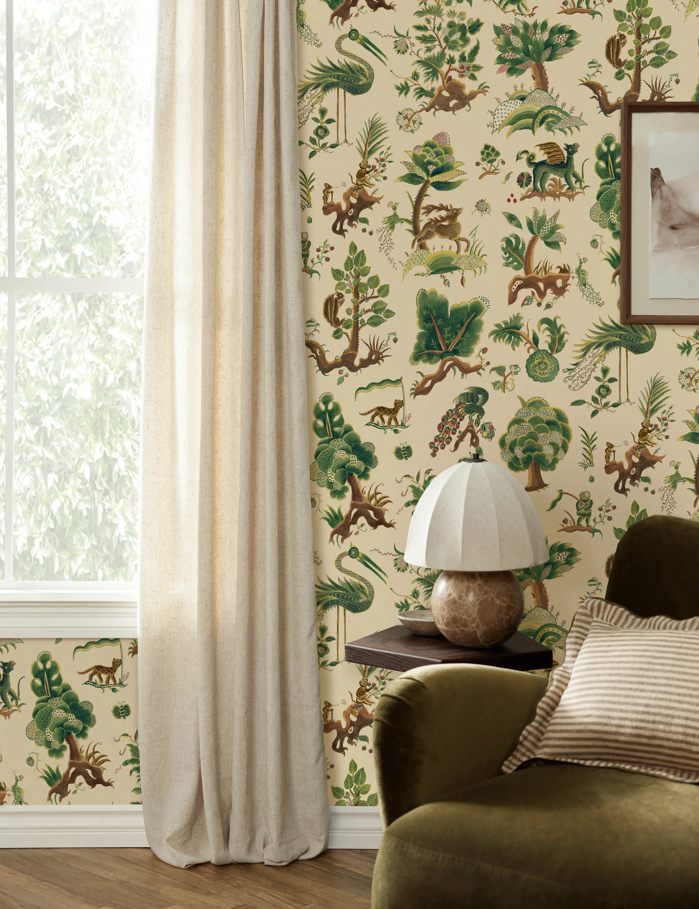 Grand Gertrude Wallpaper Lulu and Georgia