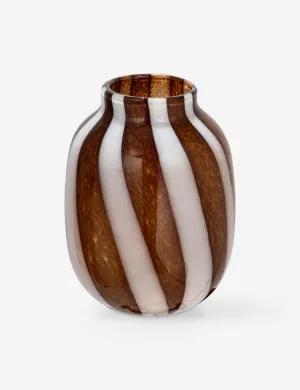 Hayat Vase Lulu and Georgia