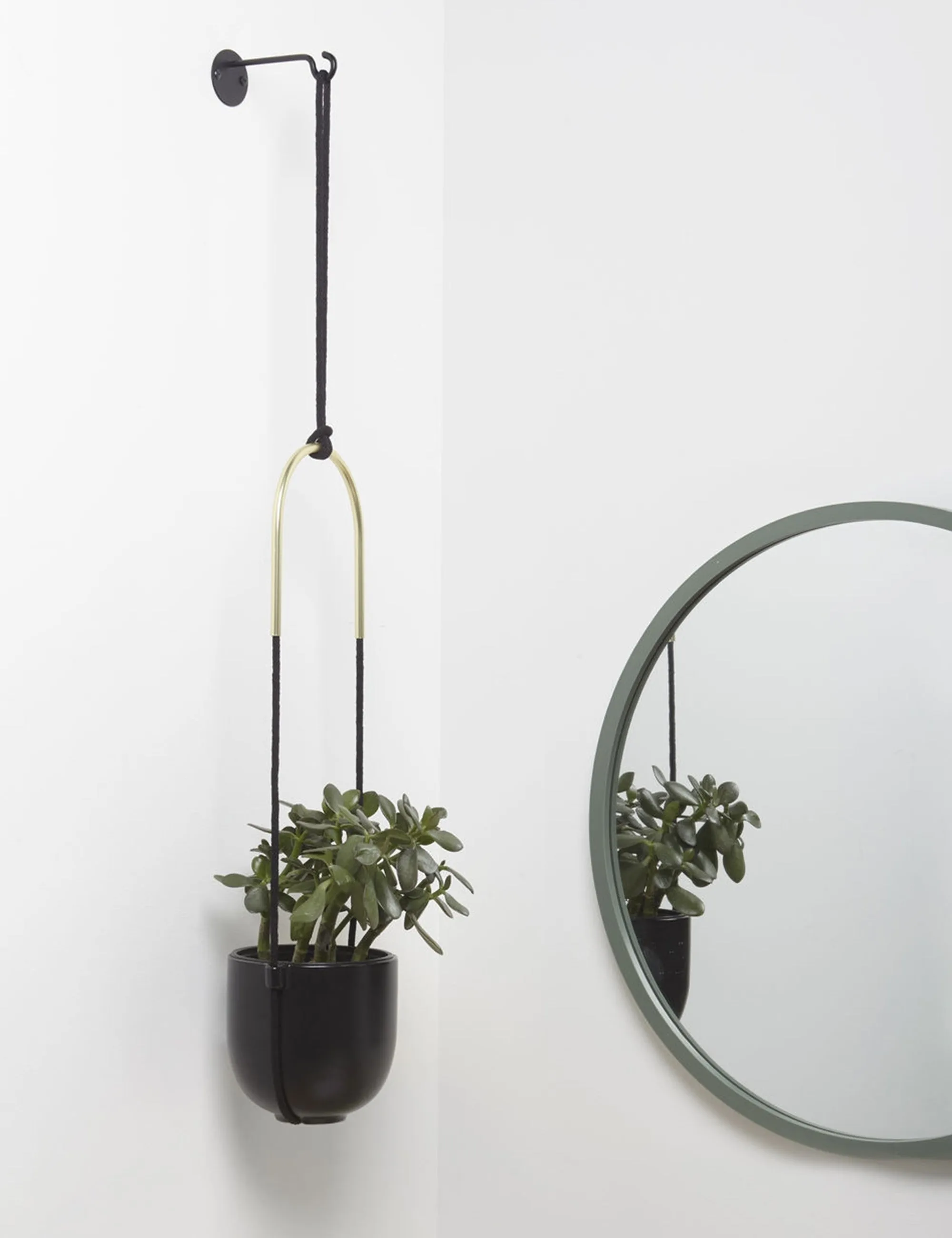 Juno Hanging Planter Pot Lulu and Georgia