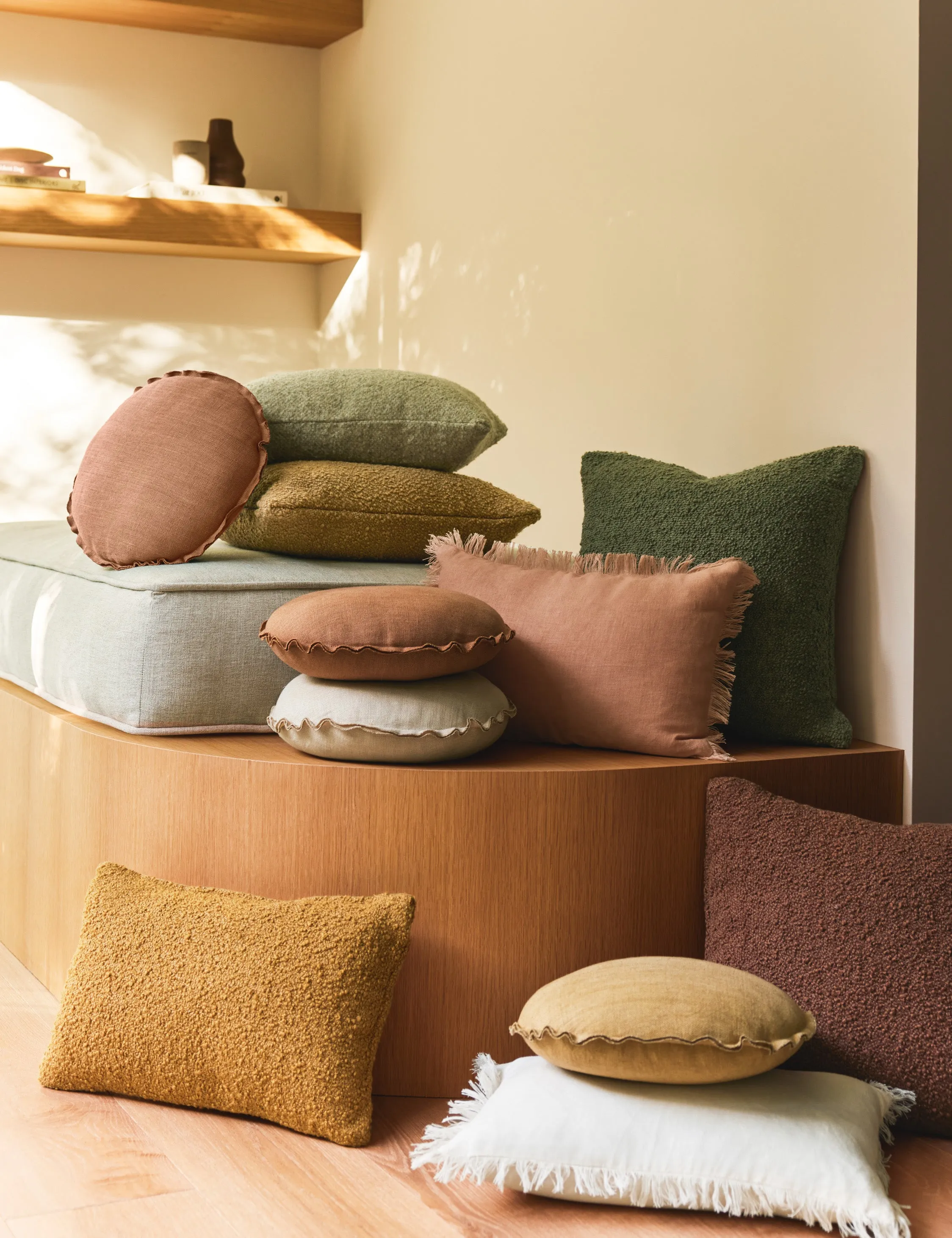 Kimber Linen Pillow Lulu and Georgia