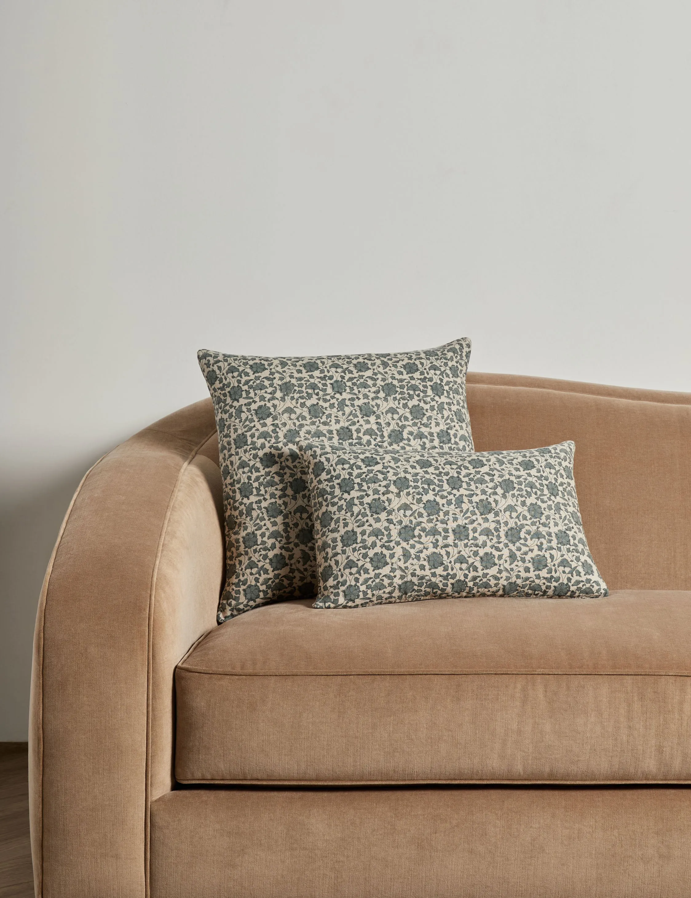 Lavelanet Linen Pillow Lulu and Georgia
