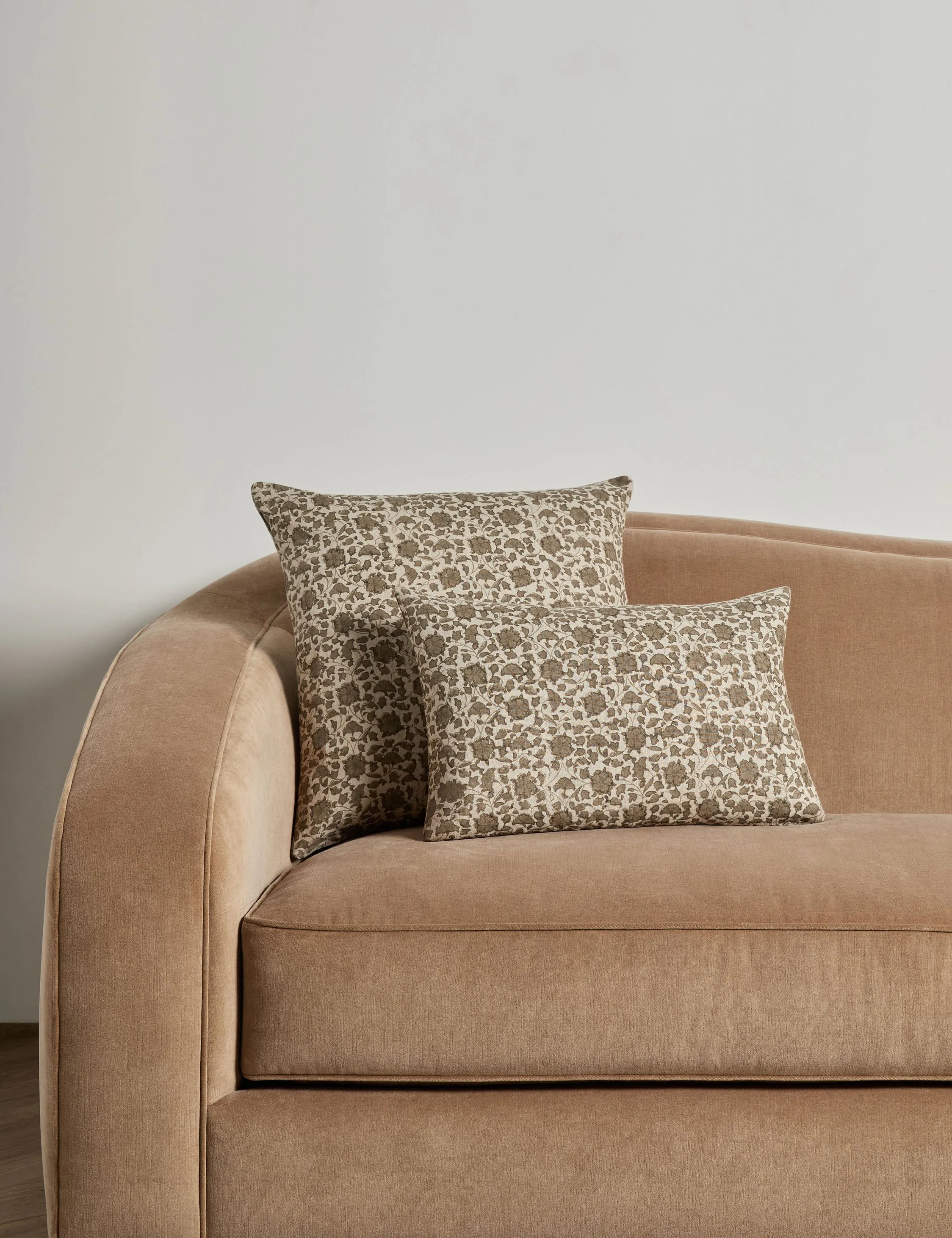 Lavelanet Linen Pillow Lulu and Georgia