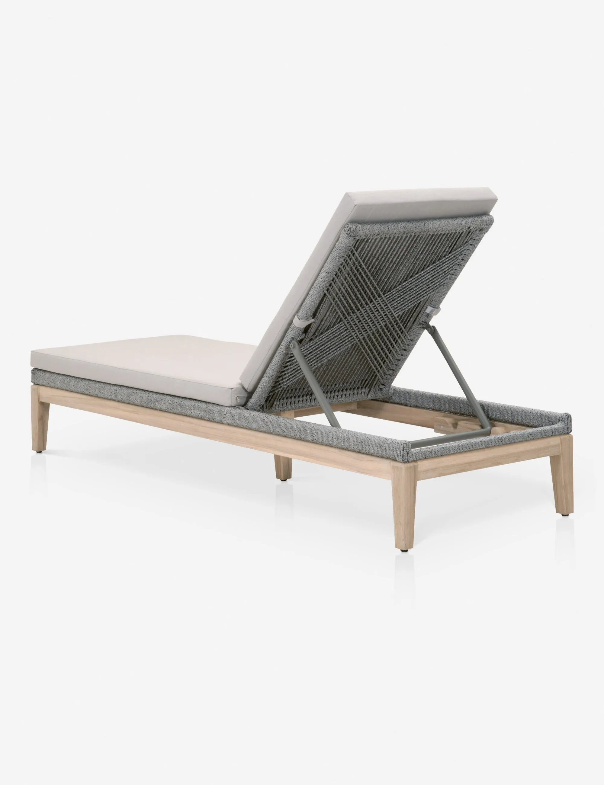 London Indoor / Outdoor Chaise Lulu and Georgia