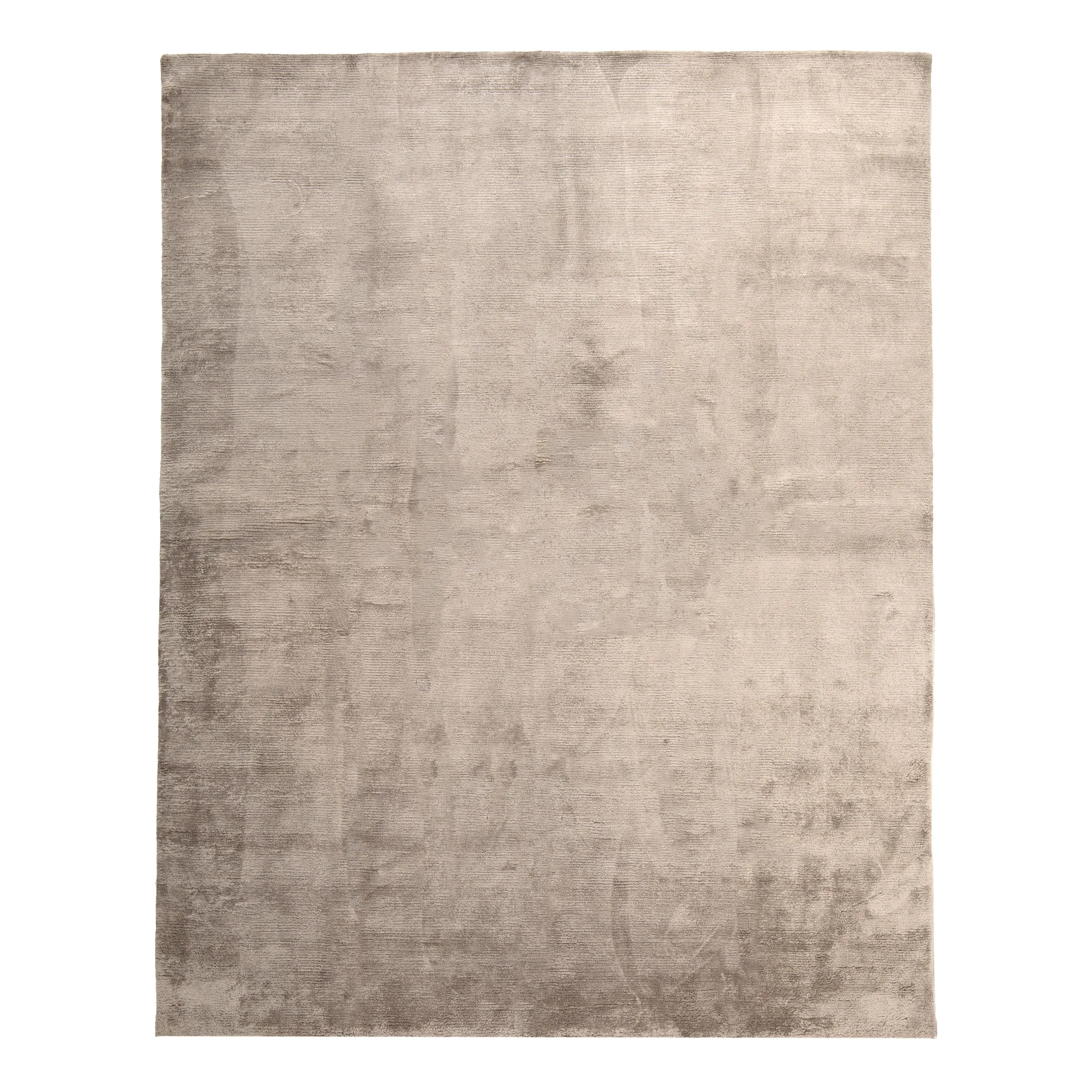Lulu Solid Tibtean Silk Rug