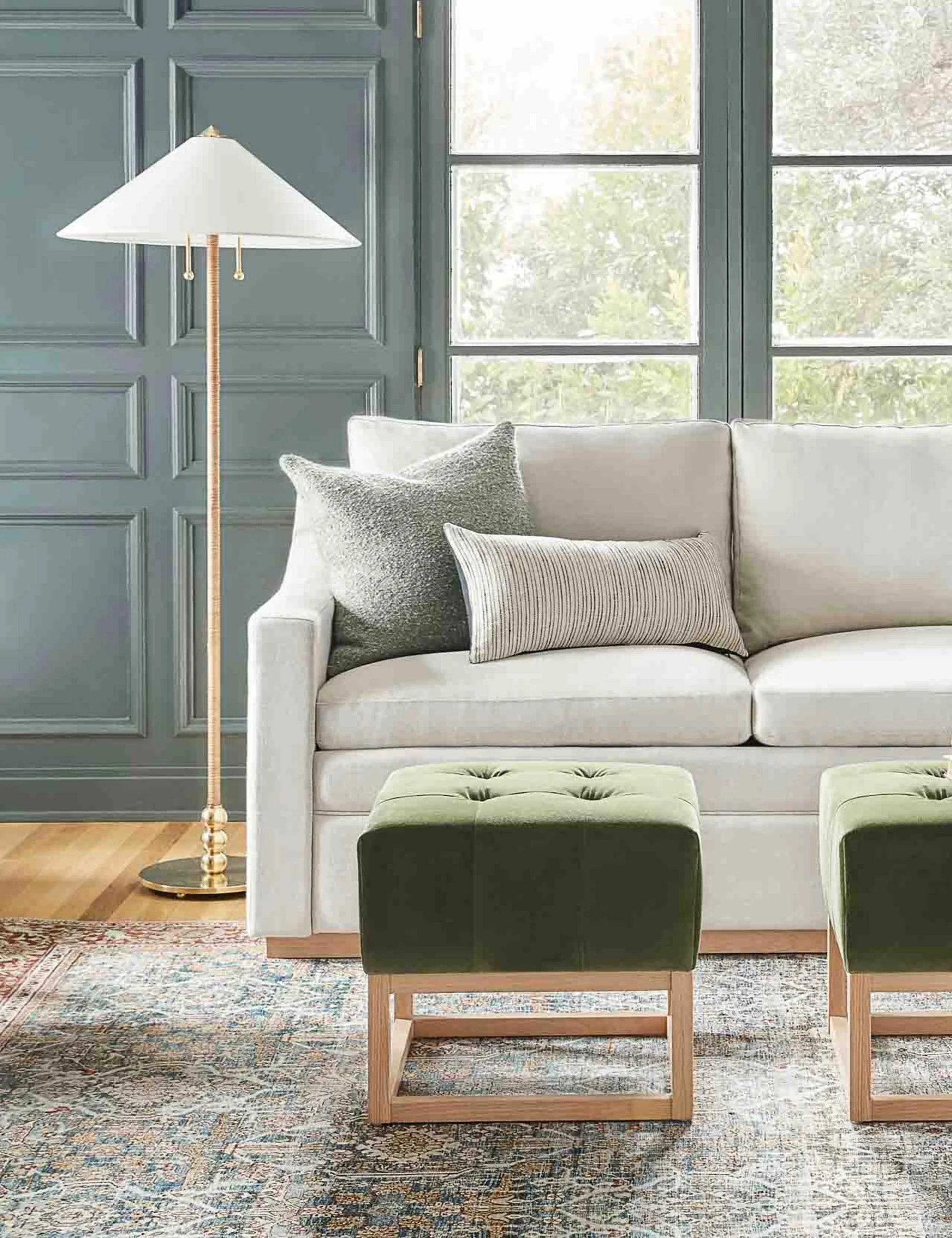 Manon Linen Bouclé Pillow Lulu and Georgia