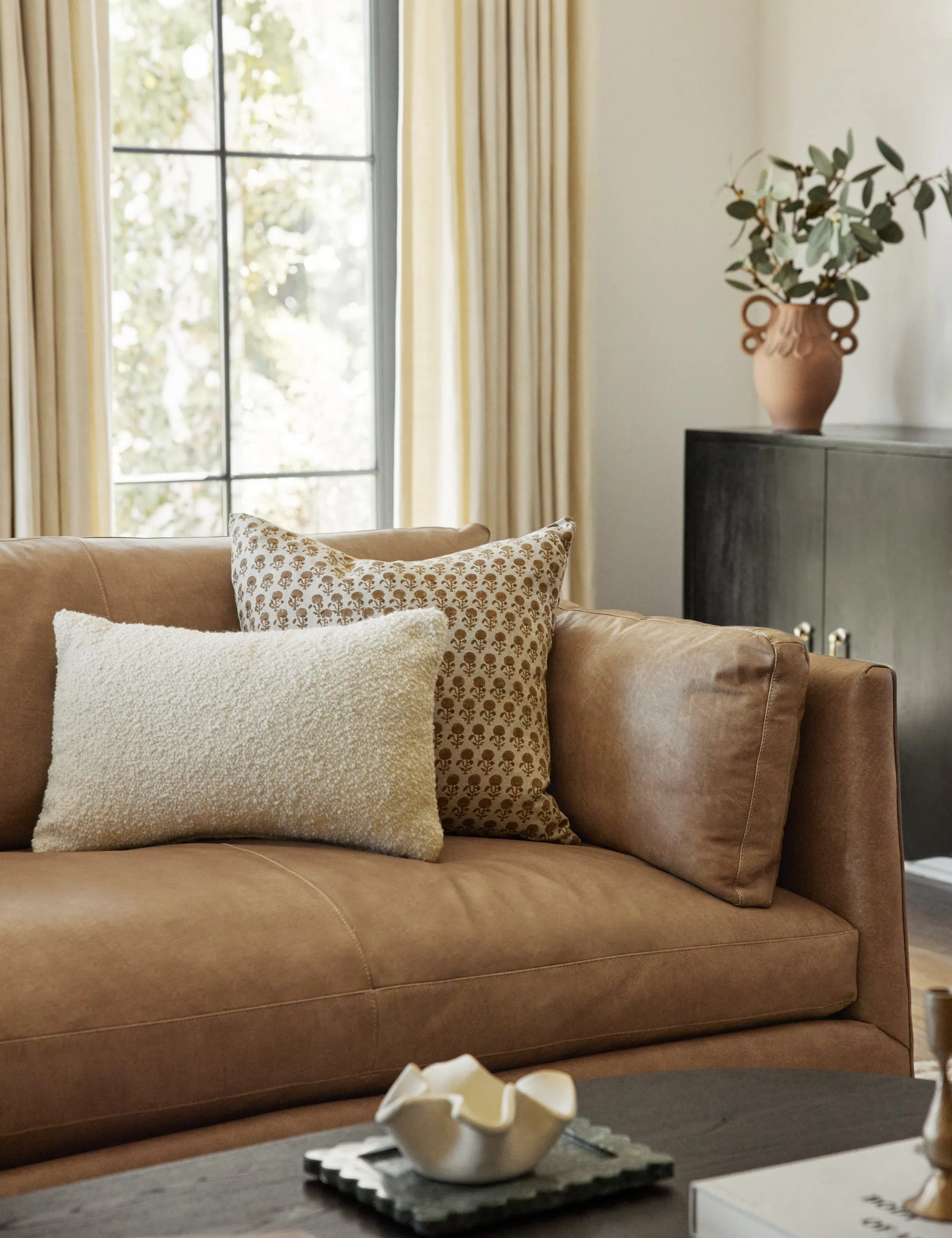 May Linen Pillow Lulu and Georgia