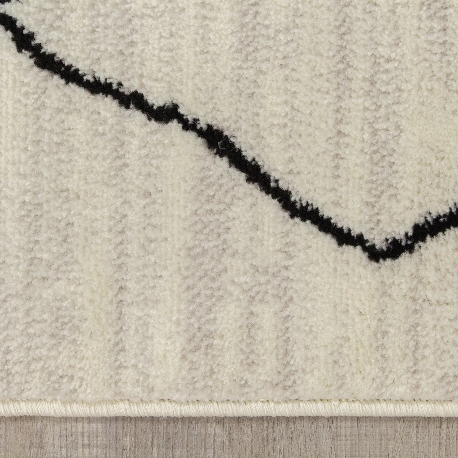 Meridian 5'3" X 7'7" Pen-drawn Trellis Lines Rug - Cream Area Rug