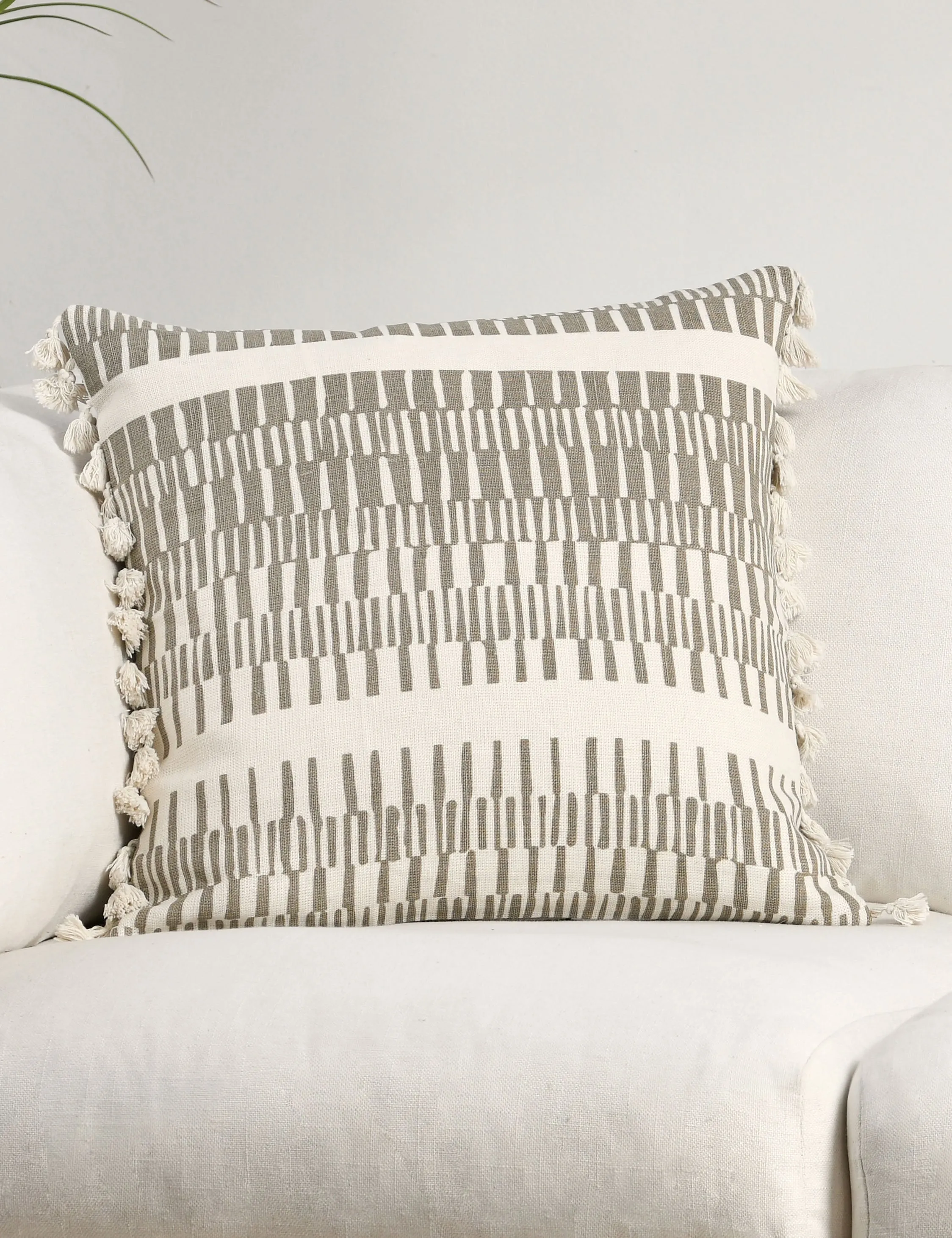 Morgana Linen Pillow Lulu and Georgia