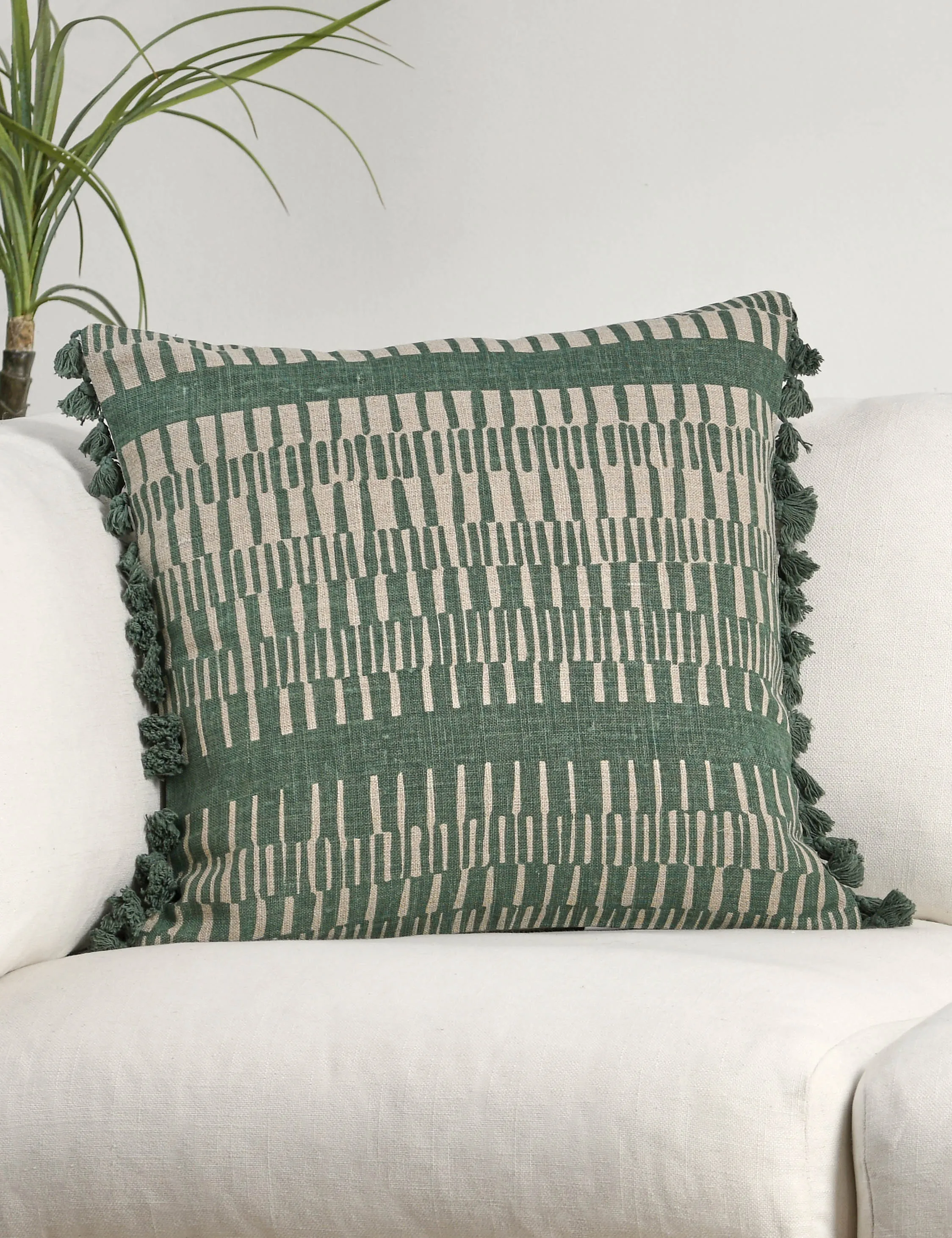 Morgana Linen Pillow Lulu and Georgia