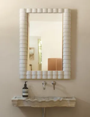 Munro Mirror Lulu and Georgia