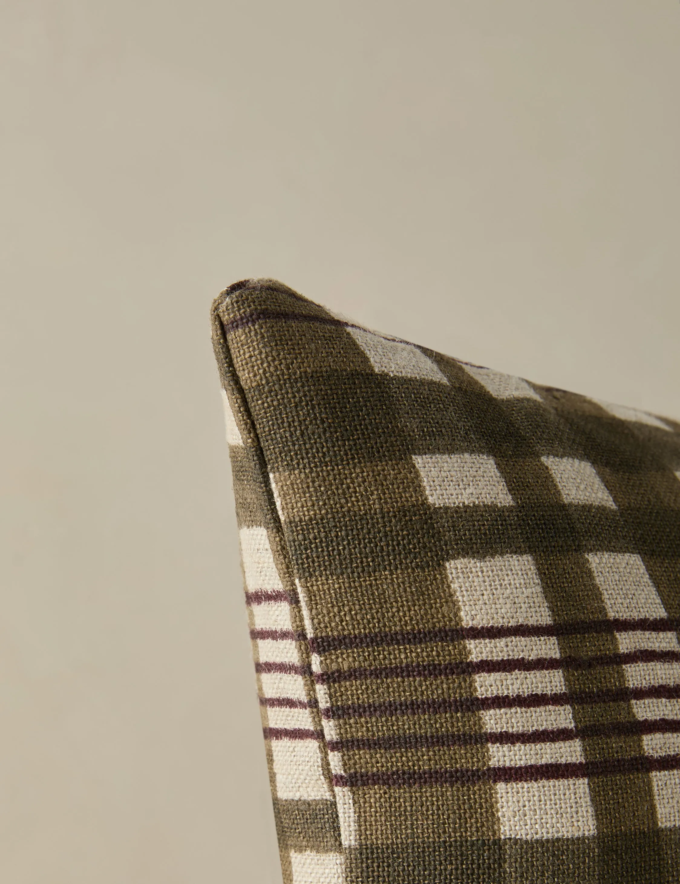 Musetta Linen Pillow Lulu and Georgia