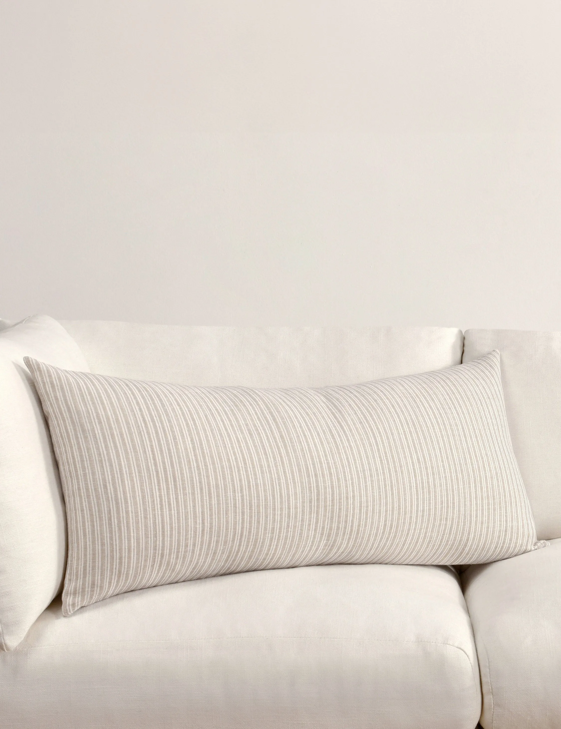 Nevya Pillow Lulu and Georgia
