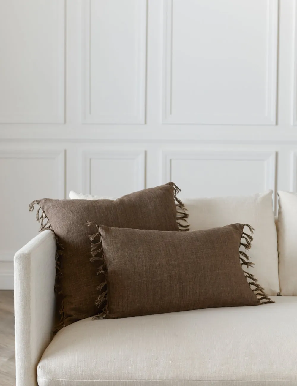 Roy Linen Pillow Lulu and Georgia