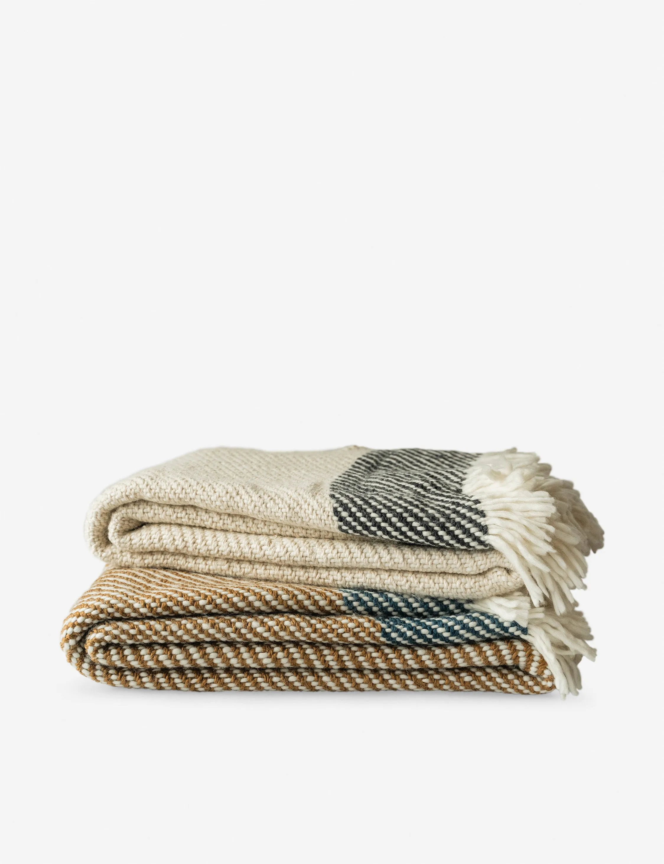 Sandvik Throw Lulu and Georgia