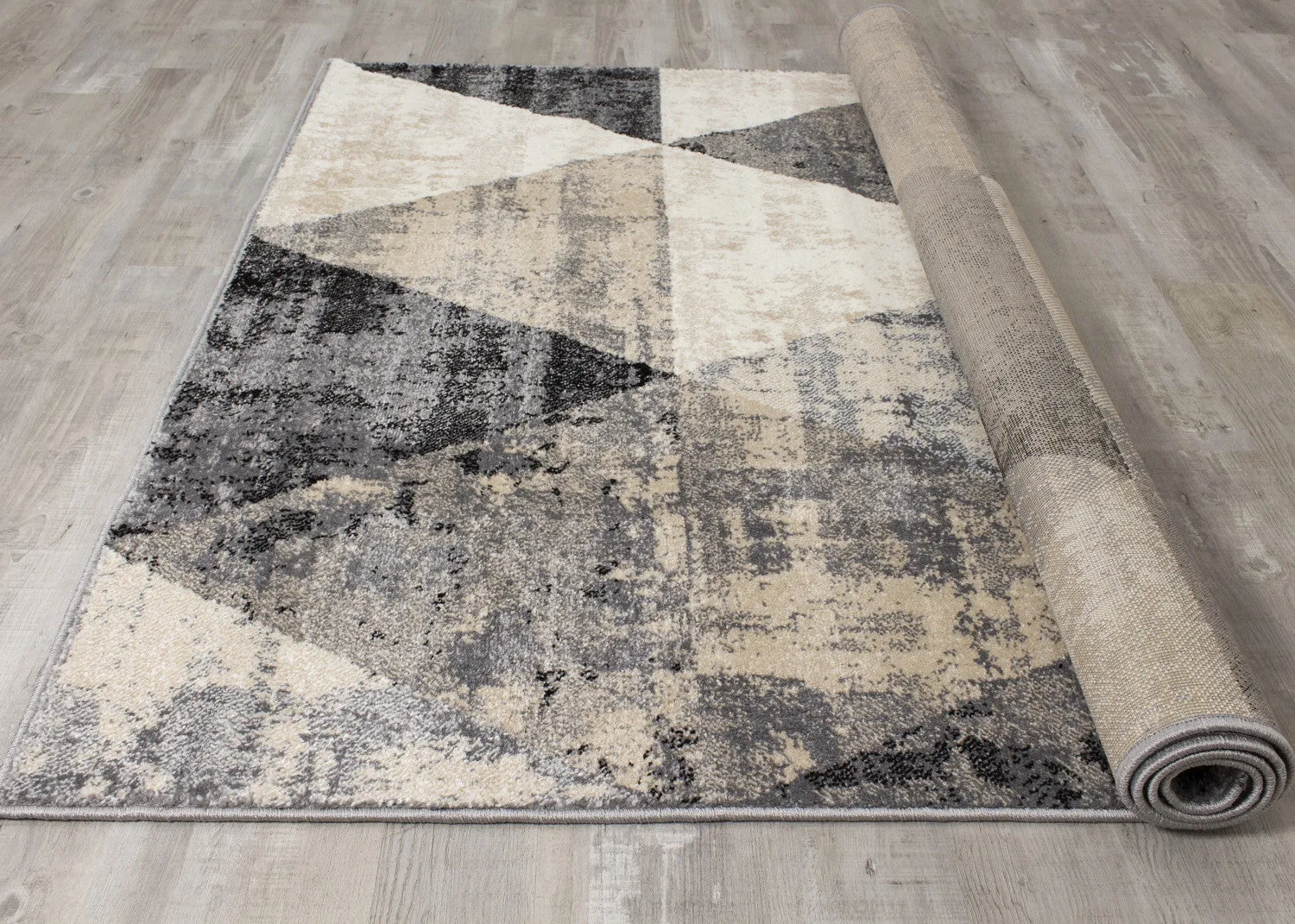 Siecle 5'3" X 7'7" Triangle Shapes Rug - Cream Beige Area Rug