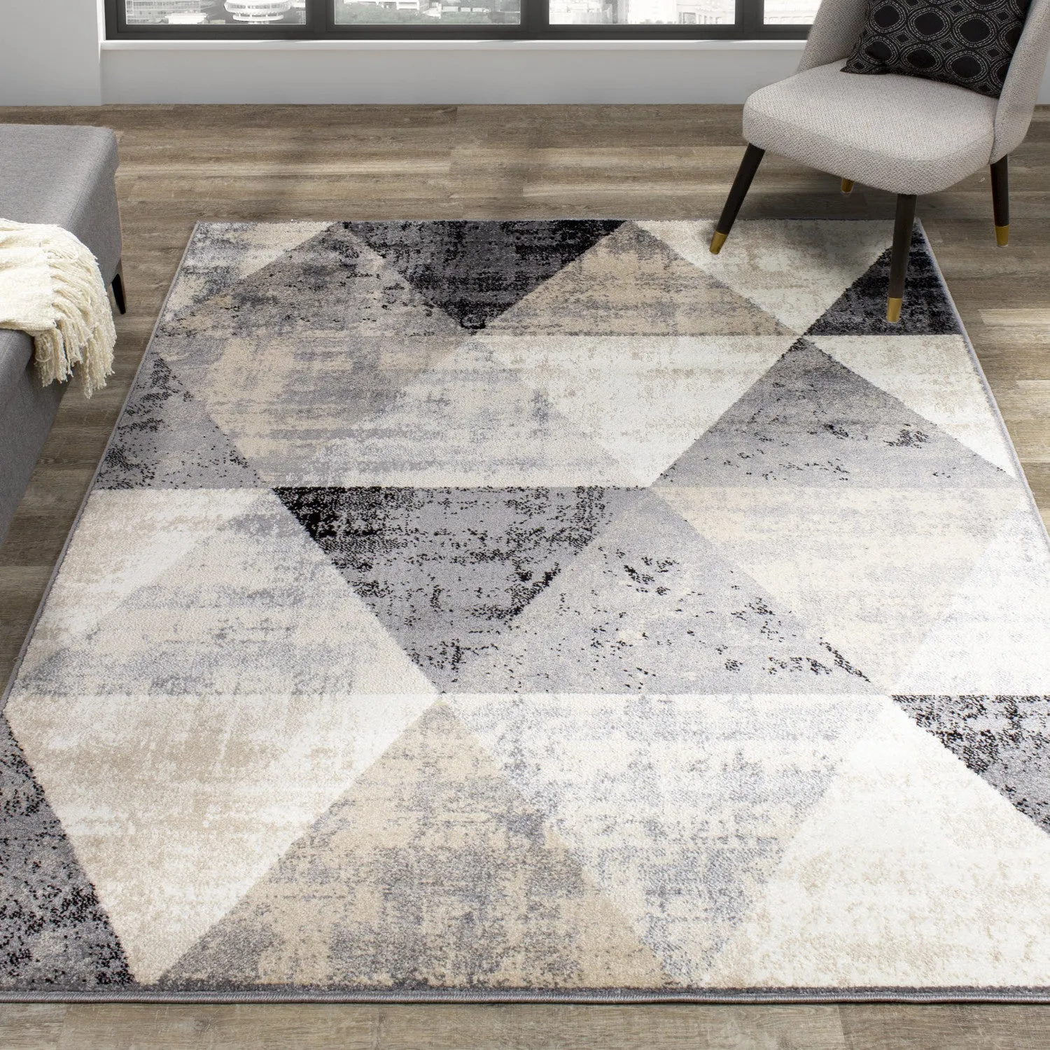 Siecle 5'3" X 7'7" Triangle Shapes Rug - Cream Beige Area Rug