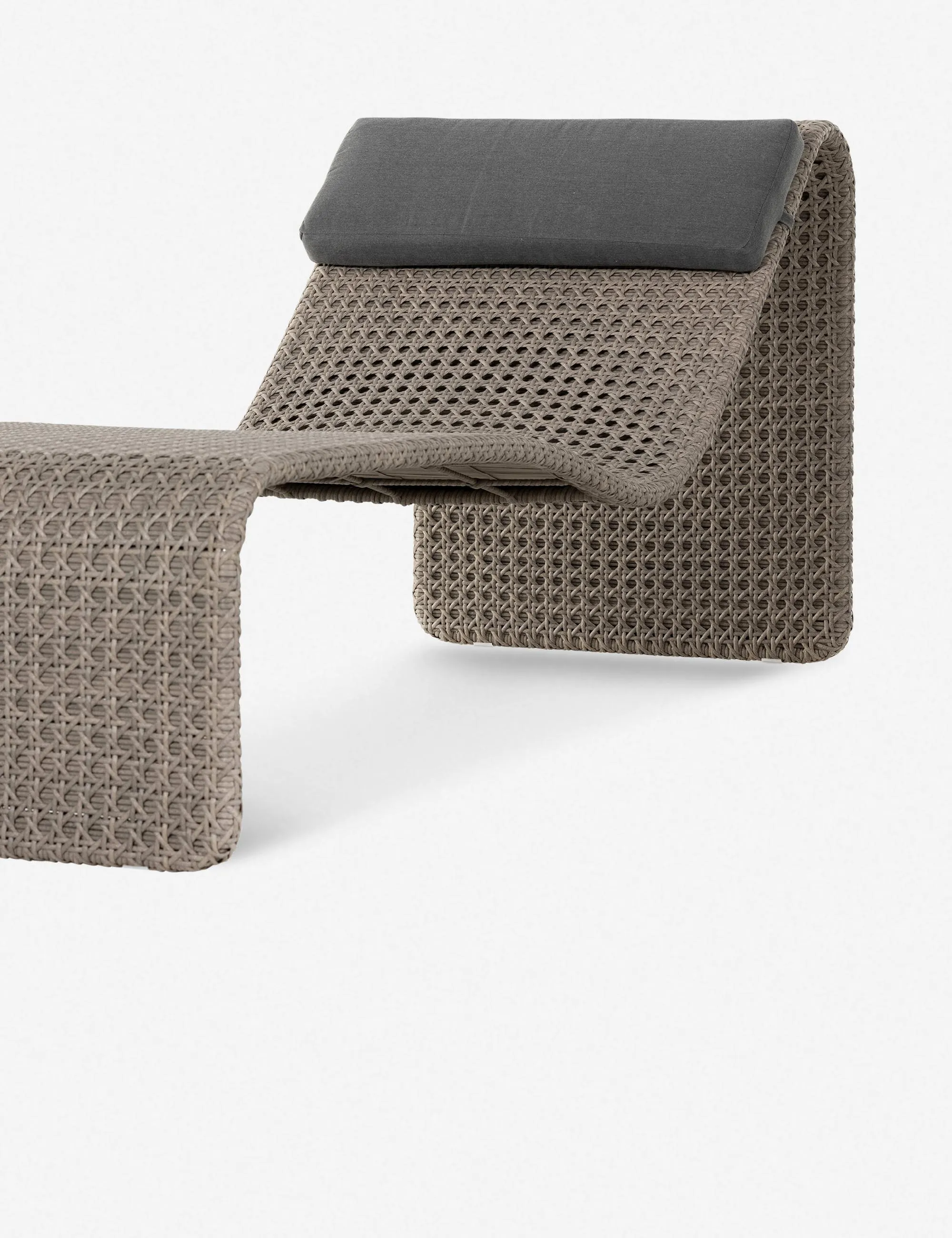 Simi Indoor / Outdoor Chaise Lulu and Georgia