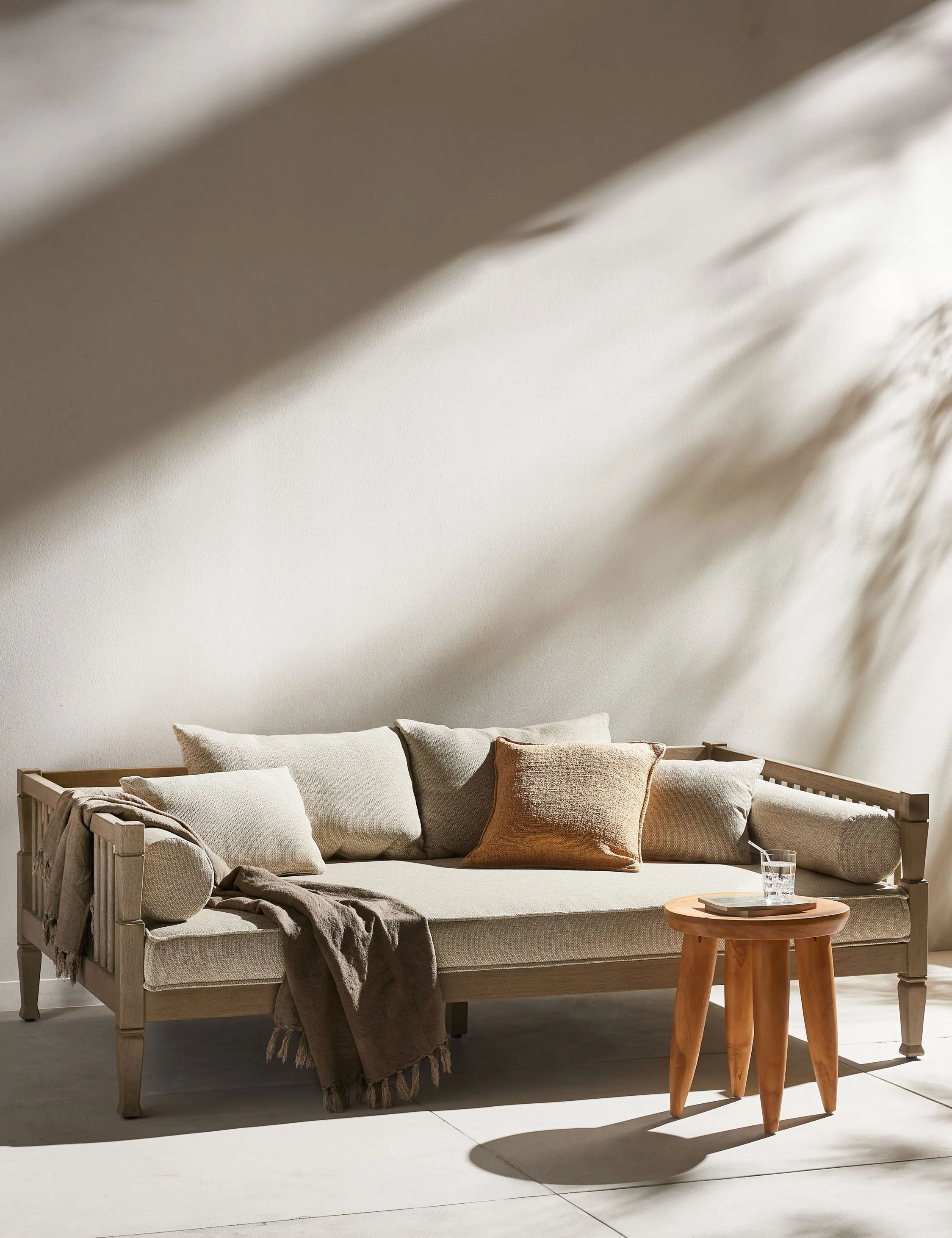 Stratton Indoor / Outdoor Daybed Lulu and Georgia