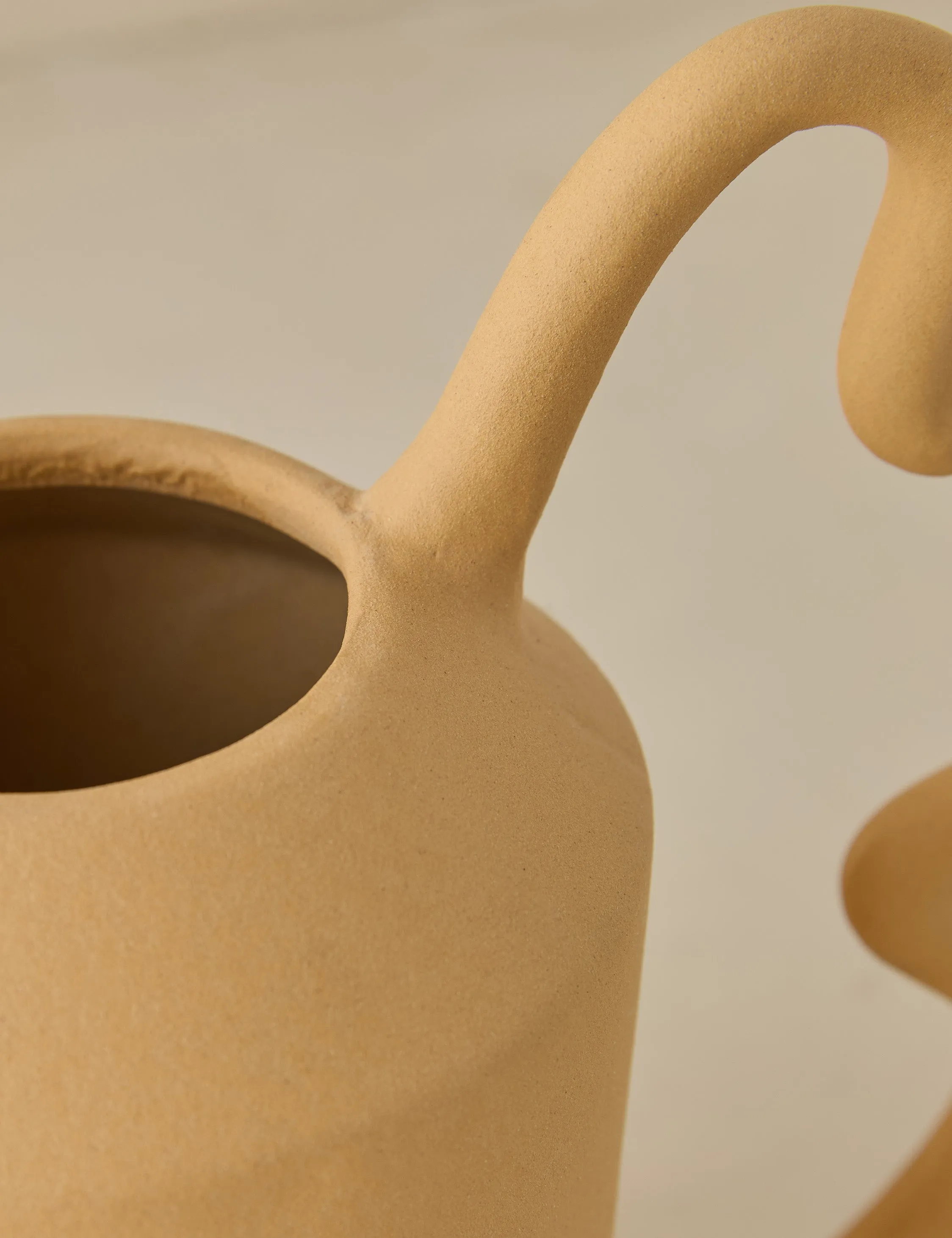 Toma Vase Lulu and Georgia